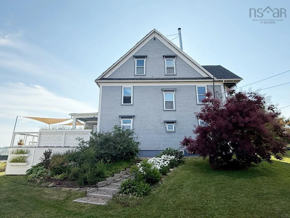 235 North Side Road, Riverport, NS B0J 2W0, 4 Bedrooms Bedrooms, ,4 BathroomsBathrooms,Residential,For Sale,North Side,202519189