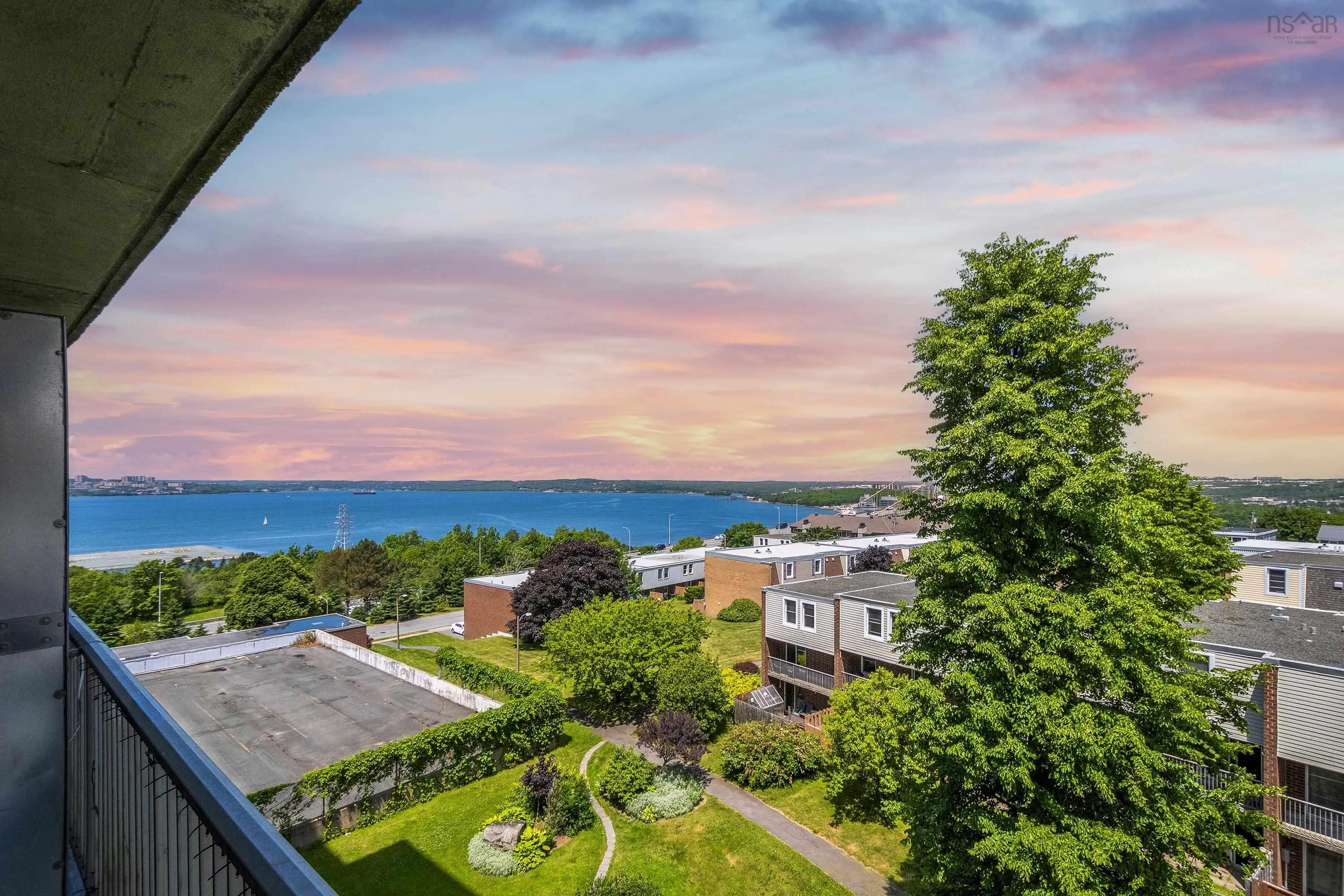 602-5572 North Ridge Road, Halifax, NS B3K 5K2, 1 Bedroom Bedrooms, ,1 BathroomBathrooms,Residential,For Sale,North Ridge,202516828