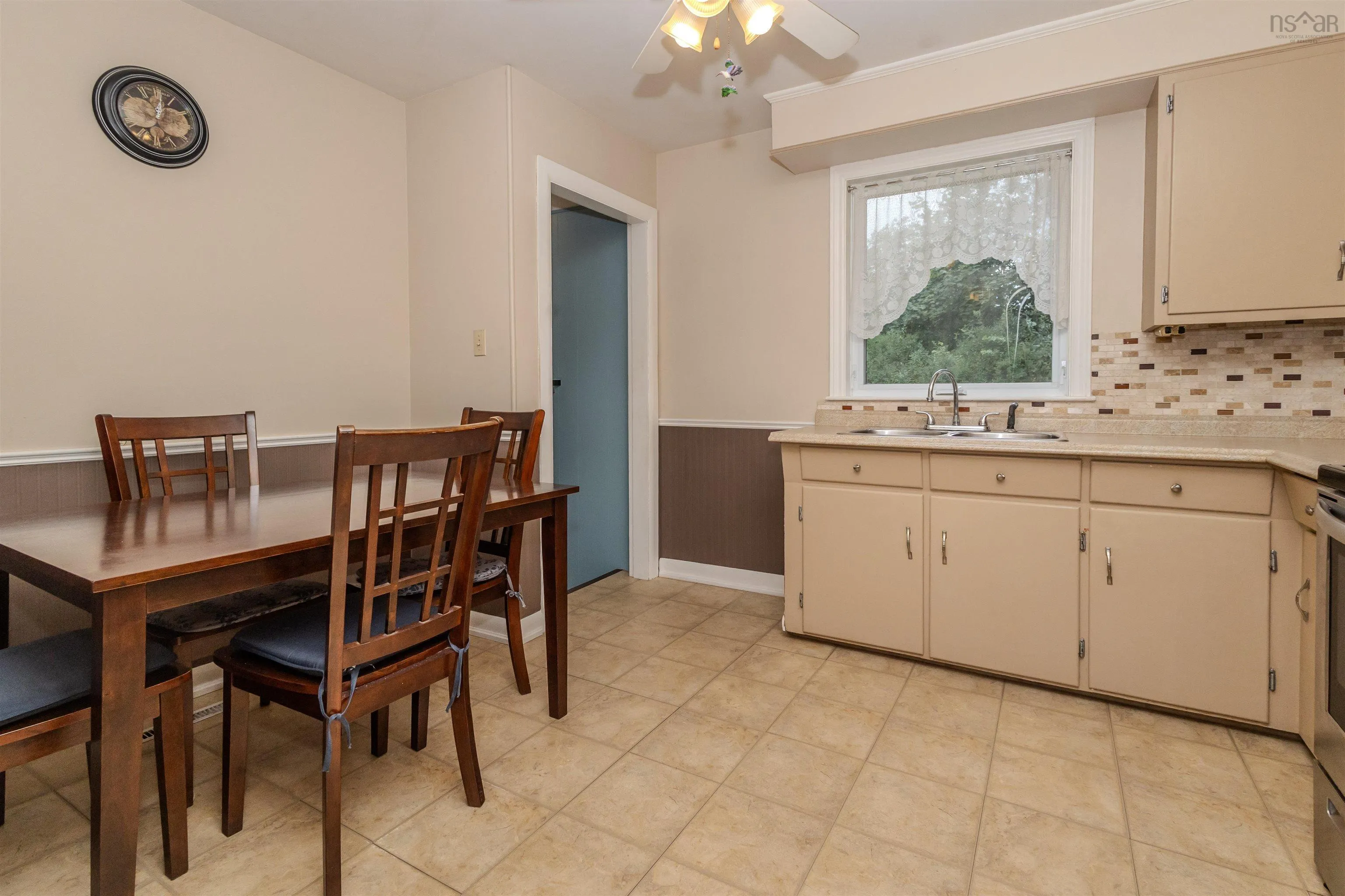 249 Lisgard Street, Sydney, NS B1P 2Z1, 3 Bedrooms Bedrooms, ,1 BathroomBathrooms,Residential,For Sale,Lisgard,202518429