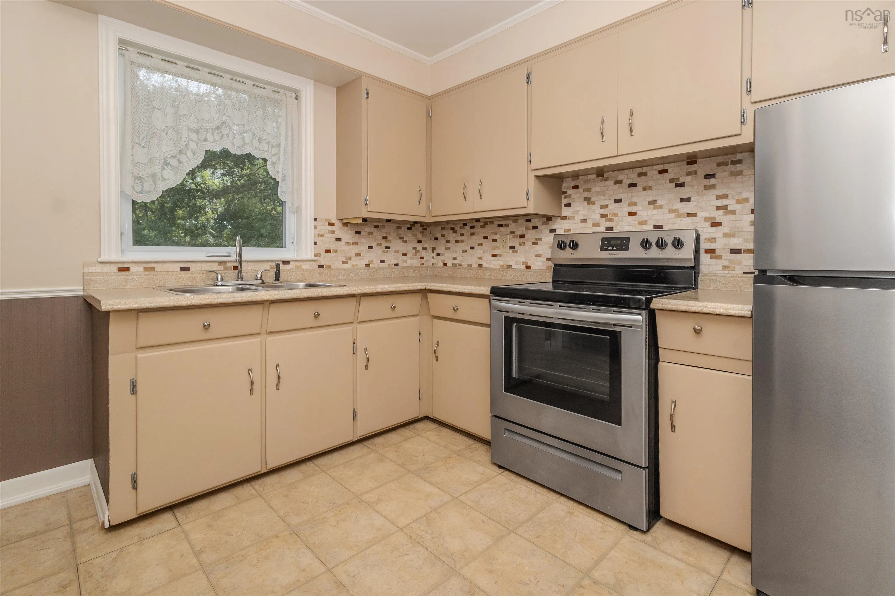 249 Lisgard Street, Sydney, NS B1P 2Z1, 3 Bedrooms Bedrooms, ,1 BathroomBathrooms,Residential,For Sale,Lisgard,202518429