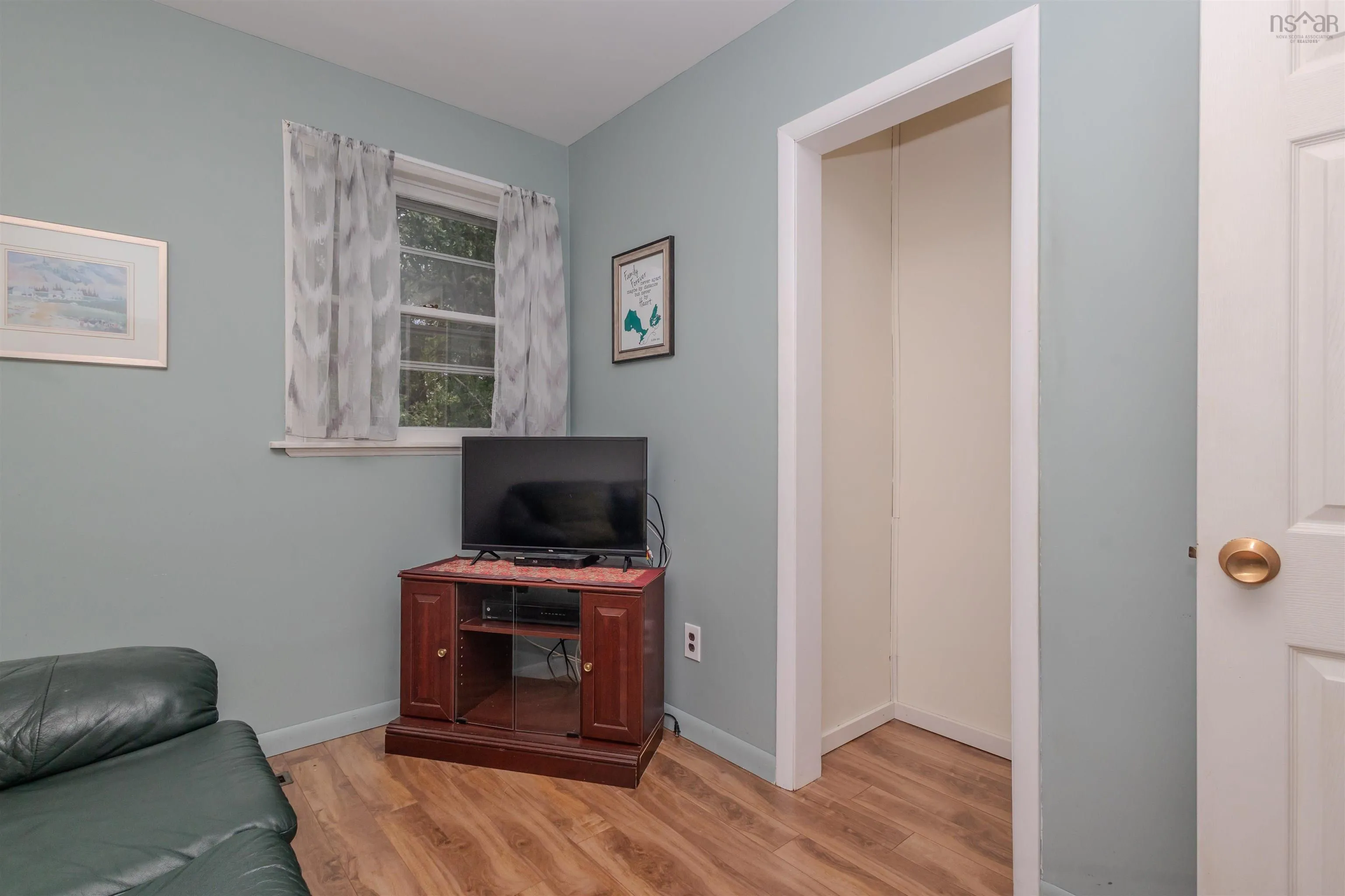 249 Lisgard Street, Sydney, NS B1P 2Z1, 3 Bedrooms Bedrooms, ,1 BathroomBathrooms,Residential,For Sale,Lisgard,202518429