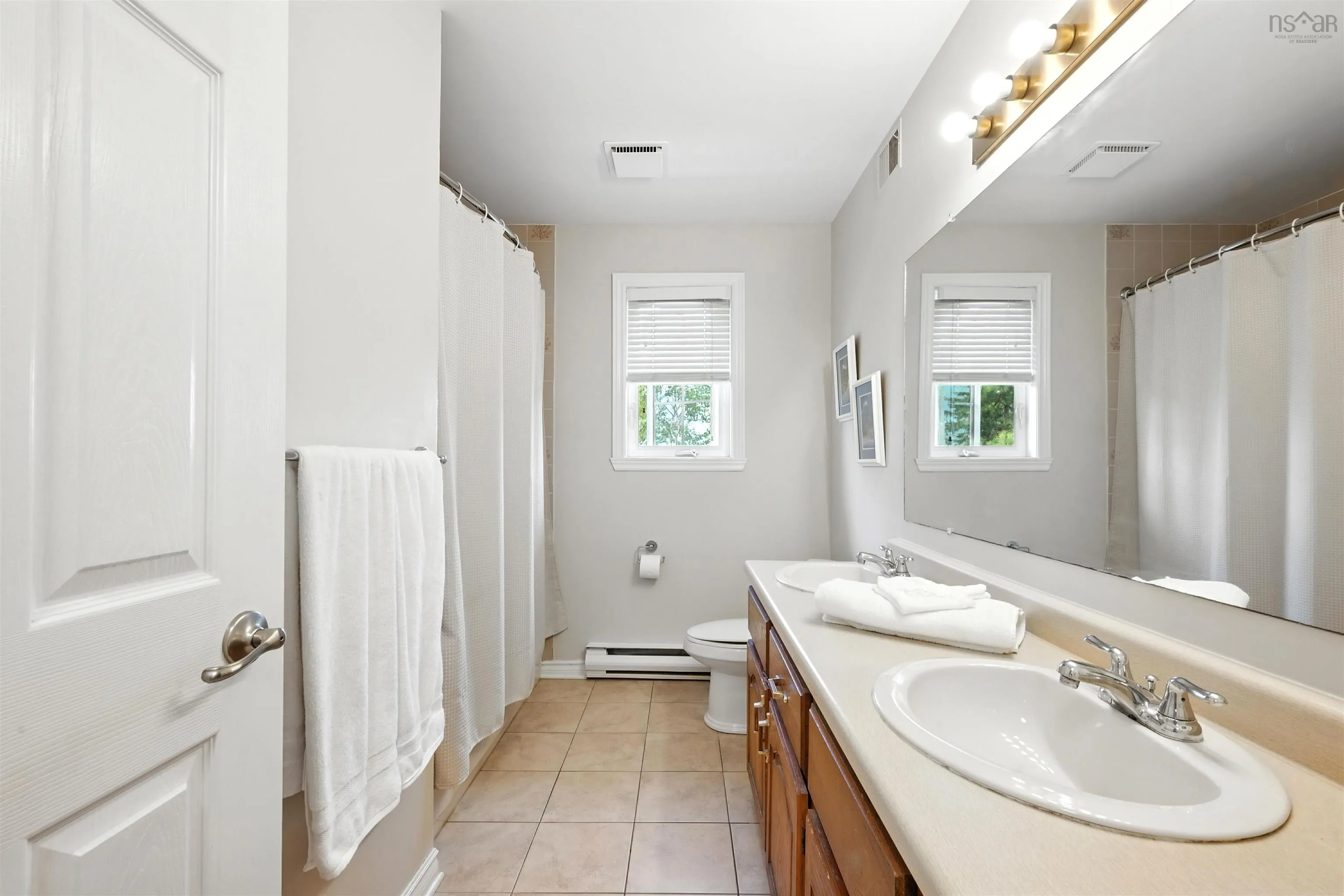 4 Marcs Way, Dartmouth, NS B2Y 4G1, 4 Bedrooms Bedrooms, ,4 BathroomsBathrooms,Residential,For Sale,Marcs,202516225