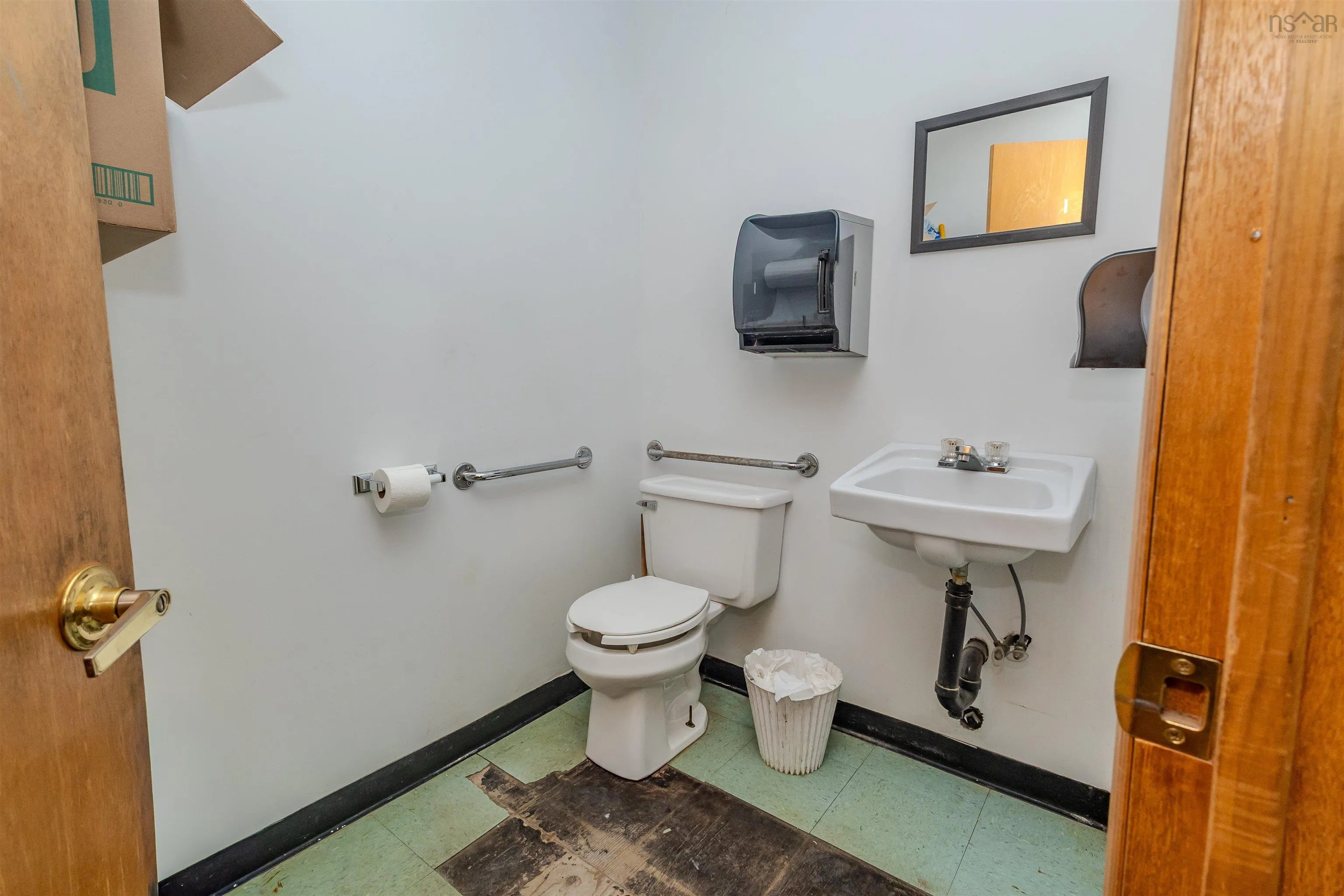 377 George Street, Sydney, NS B1P 1K2, ,Commercial Sale,For Sale,George,202524879