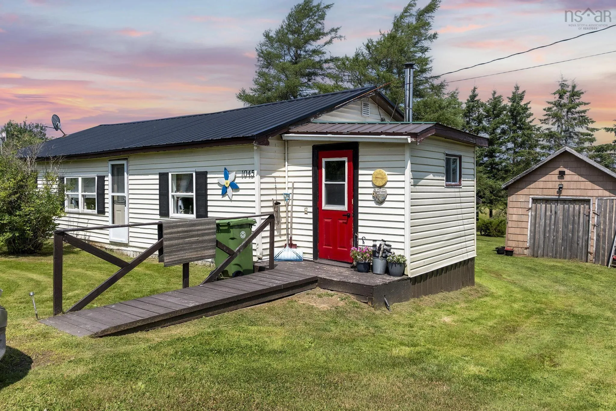 1045 Old Pictou Road, Riversdale, NS B6L 2L9, 2 Bedrooms Bedrooms, ,1 BathroomBathrooms,Residential,For Sale,Old Pictou,202519207
