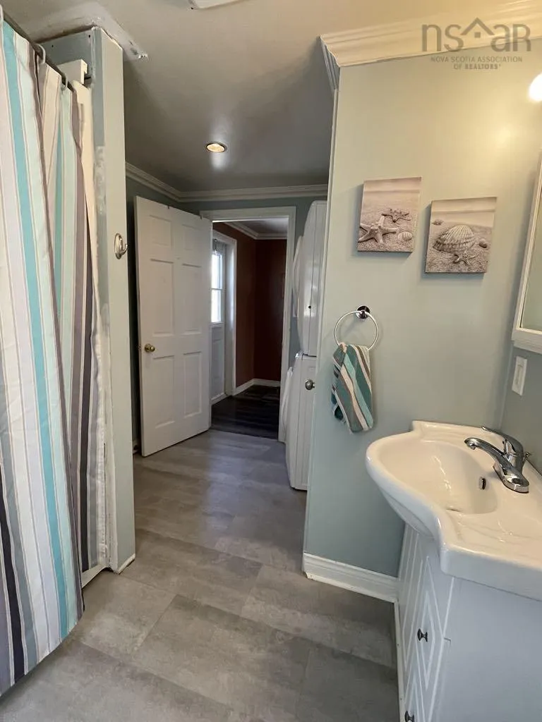 27 Cheticamp Back Road, Point Cross, NS B0E 1H0, 4 Bedrooms Bedrooms, ,2 BathroomsBathrooms,Residential,For Sale,Cheticamp Back,202519164