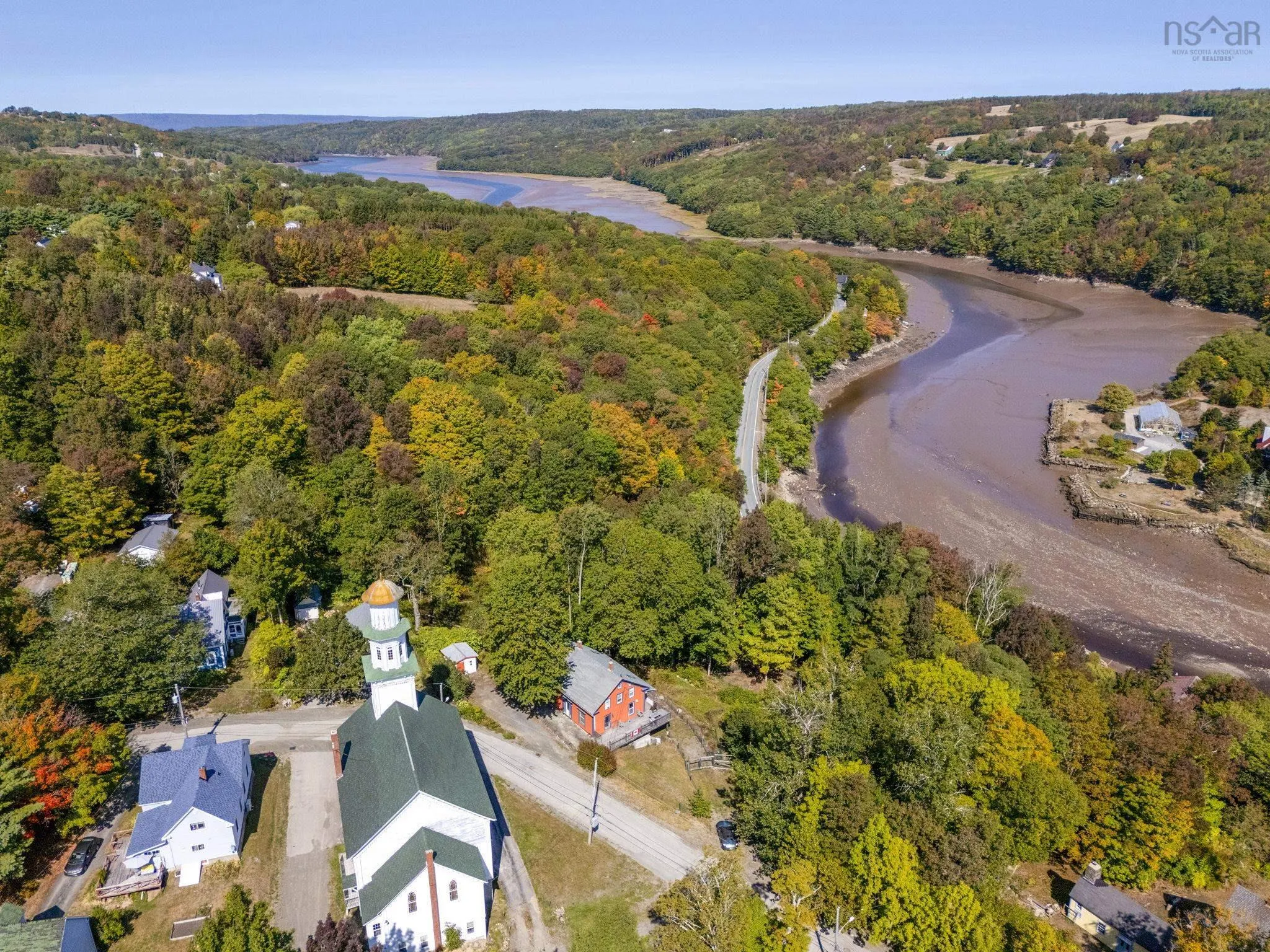 40 Pleasant Street, Bear River, NS B0S 1B0, 4 Bedrooms Bedrooms, ,2 BathroomsBathrooms,Residential,For Sale,Pleasant,202523714