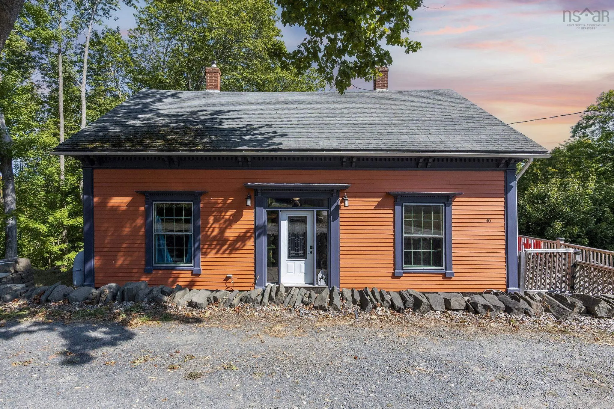 40 Pleasant Street, Bear River, NS B0S 1B0, 4 Bedrooms Bedrooms, ,2 BathroomsBathrooms,Residential,For Sale,Pleasant,202523714
