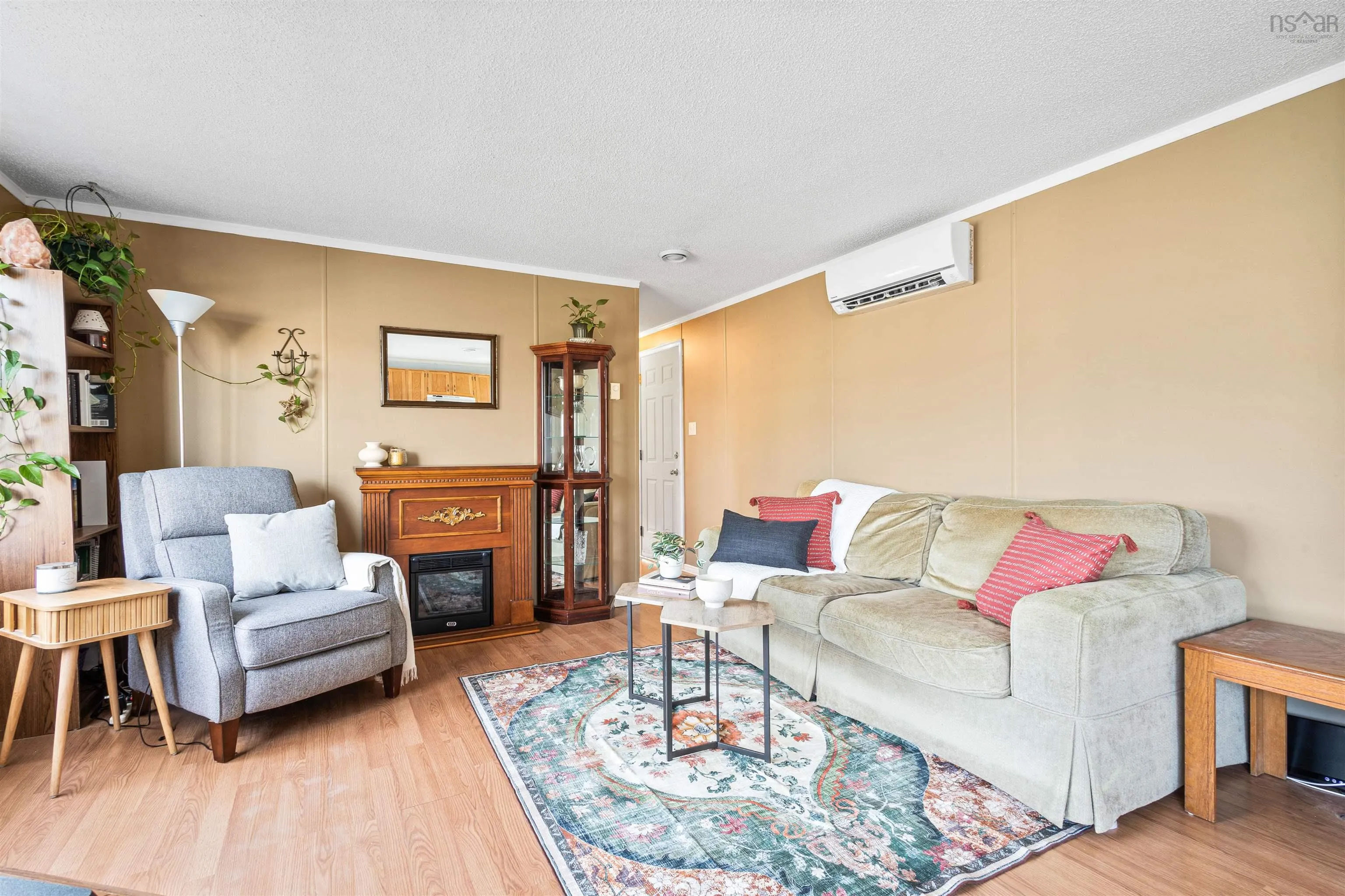 10 Apple Street, Dartmouth, NS B2W 4W2, 3 Bedrooms Bedrooms, ,1 BathroomBathrooms,Residential,For Sale,Apple,202512316