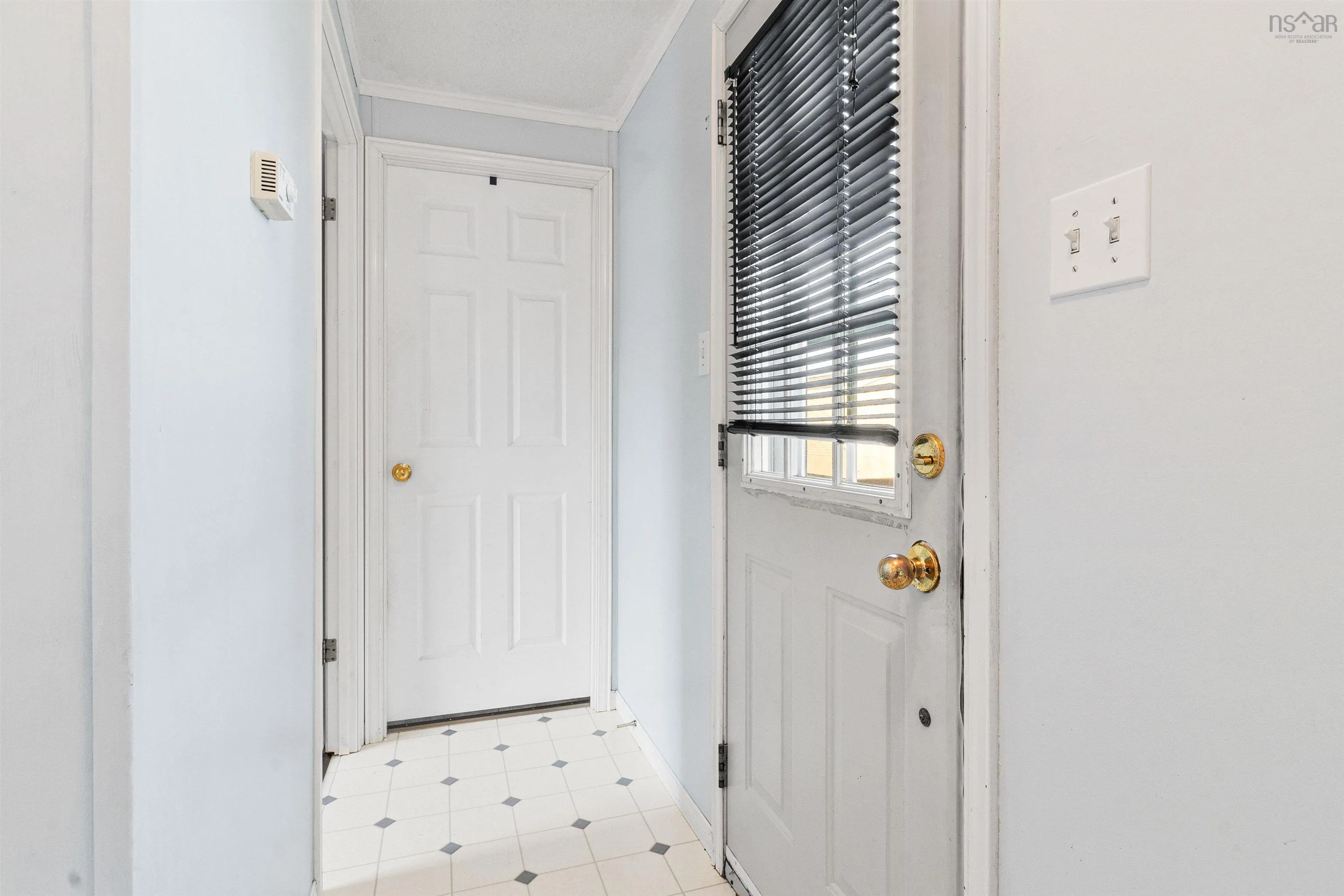 10 Apple Street, Dartmouth, NS B2W 4W2, 3 Bedrooms Bedrooms, ,1 BathroomBathrooms,Residential,For Sale,Apple,202512316