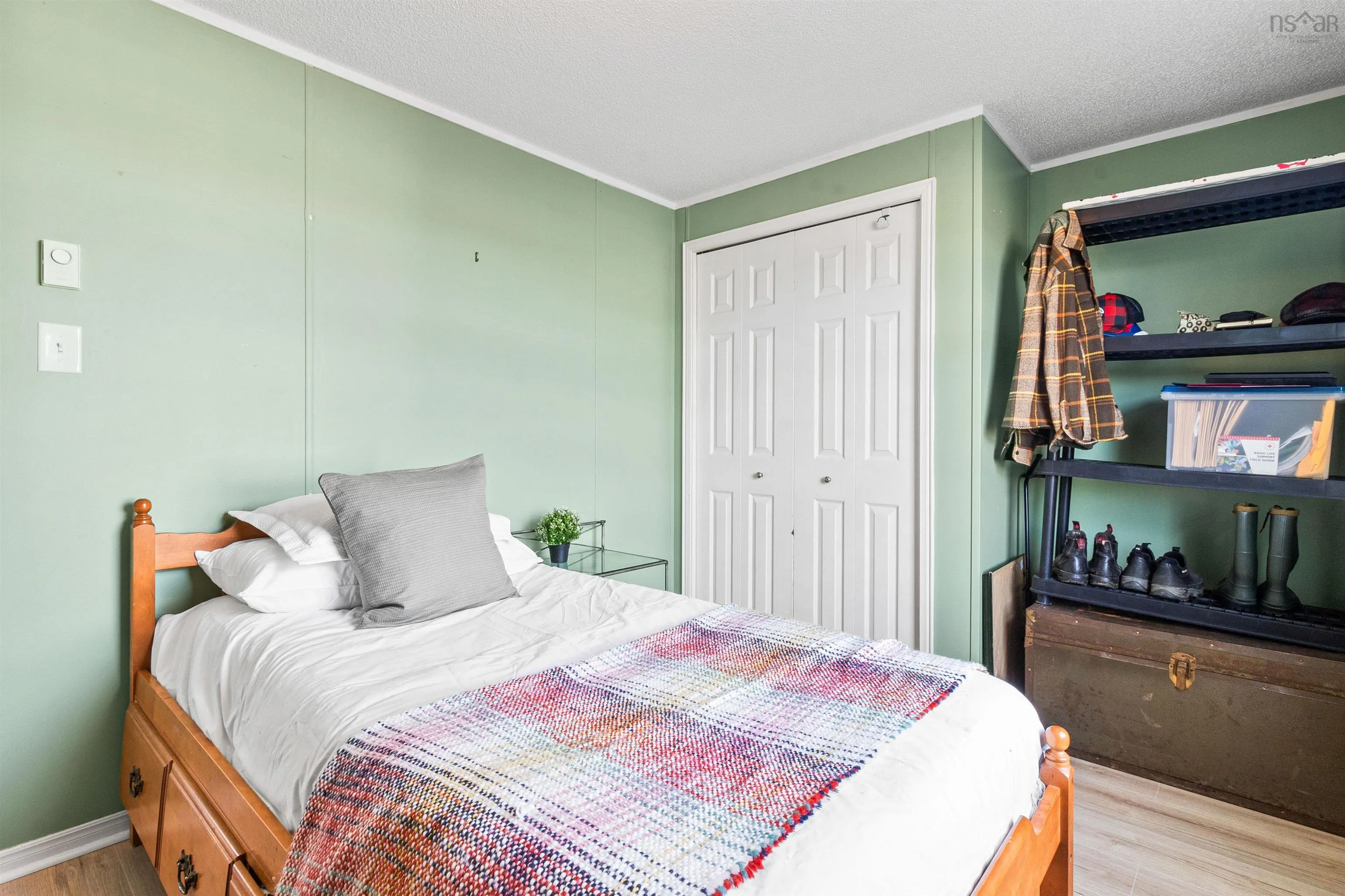 10 Apple Street, Dartmouth, NS B2W 4W2, 3 Bedrooms Bedrooms, ,1 BathroomBathrooms,Residential,For Sale,Apple,202512316