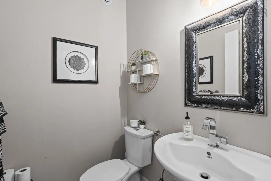 35 Shaughnessy Place, Bedford, NS B4A 0A2, 6 Bedrooms Bedrooms, ,4 BathroomsBathrooms,Residential,For Sale,Shaughnessy,202522669