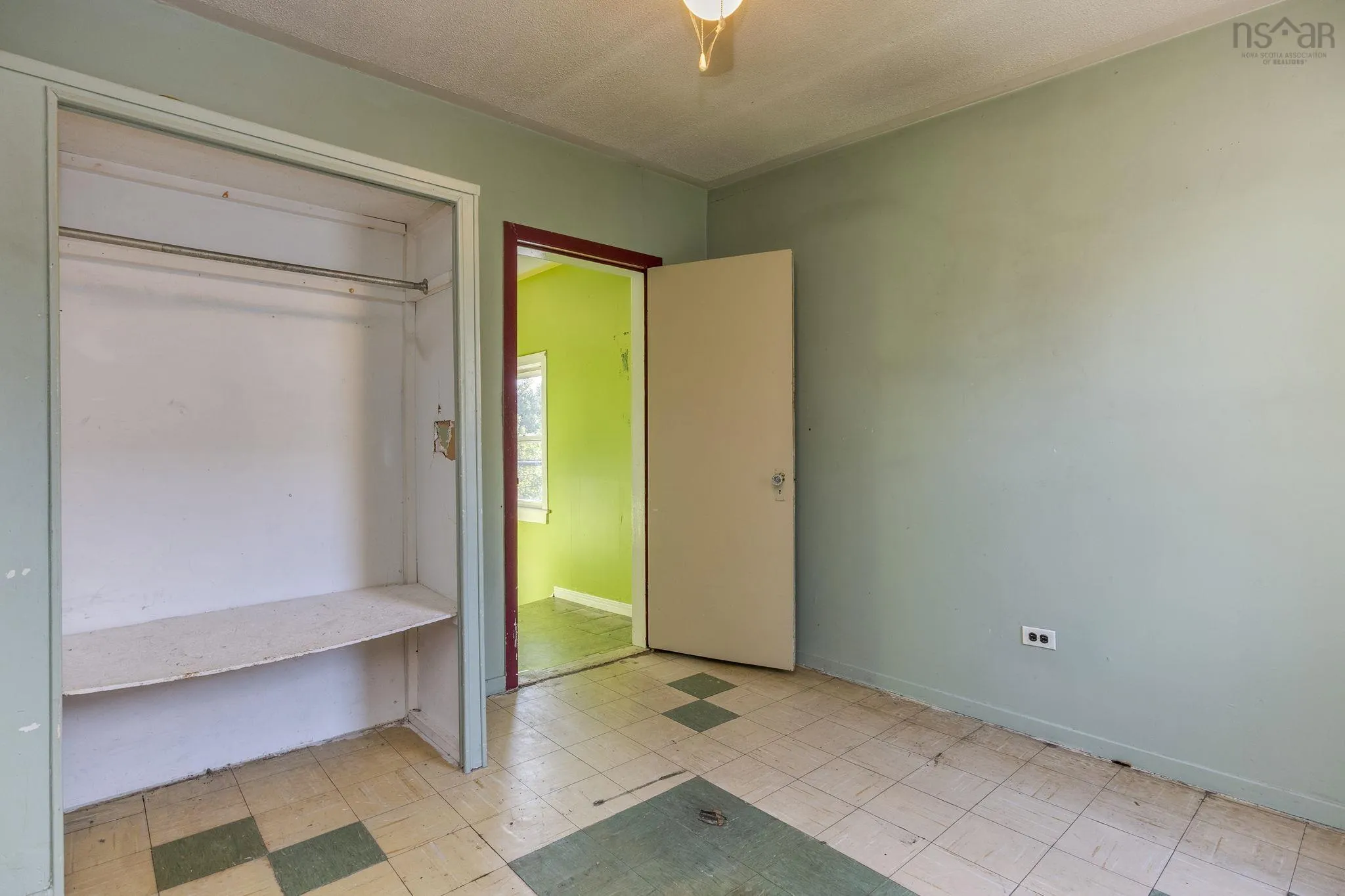 2576 Creighton Street, Halifax, NS B3K 3S4, 3 Bedrooms Bedrooms, ,1 BathroomBathrooms,Residential,For Sale,Creighton,202524323