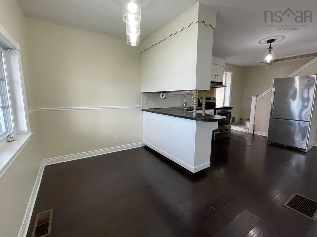 15068 Cabot Trail, Chéticamp, NS B0E 1H0, 4 Bedrooms Bedrooms, ,2 BathroomsBathrooms,Residential,For Sale,Cabot,202522924