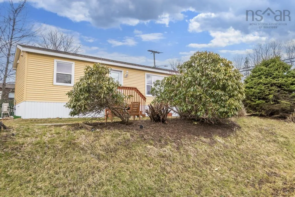 2 Sharon Drive, Middle Sackville Ns B4e 1e3, 2 Bedrooms Bedrooms, ,1 BathroomBathrooms,Residential,For Sale,Sharon,202508507