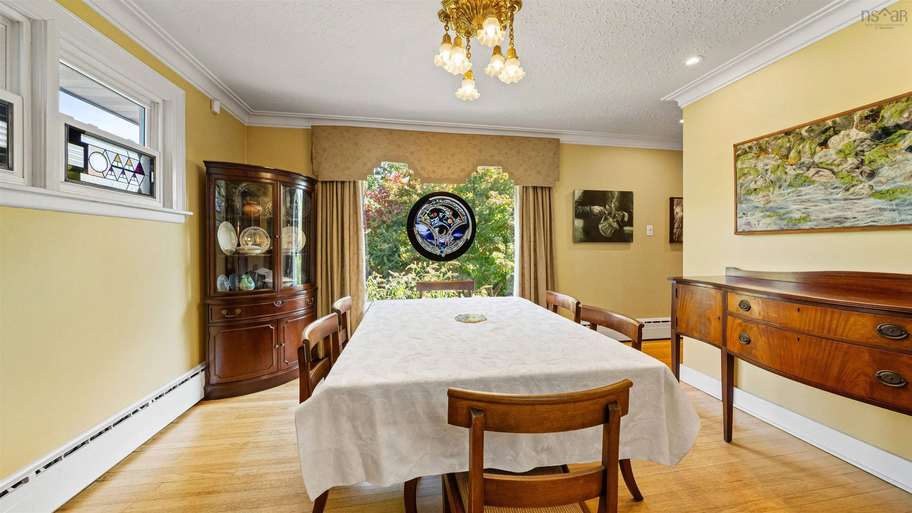 15 Lakeview Avenue, Dartmouth, NS B3A 3S8, 3 Bedrooms Bedrooms, ,2 BathroomsBathrooms,Residential,For Sale,Lakeview,202525606