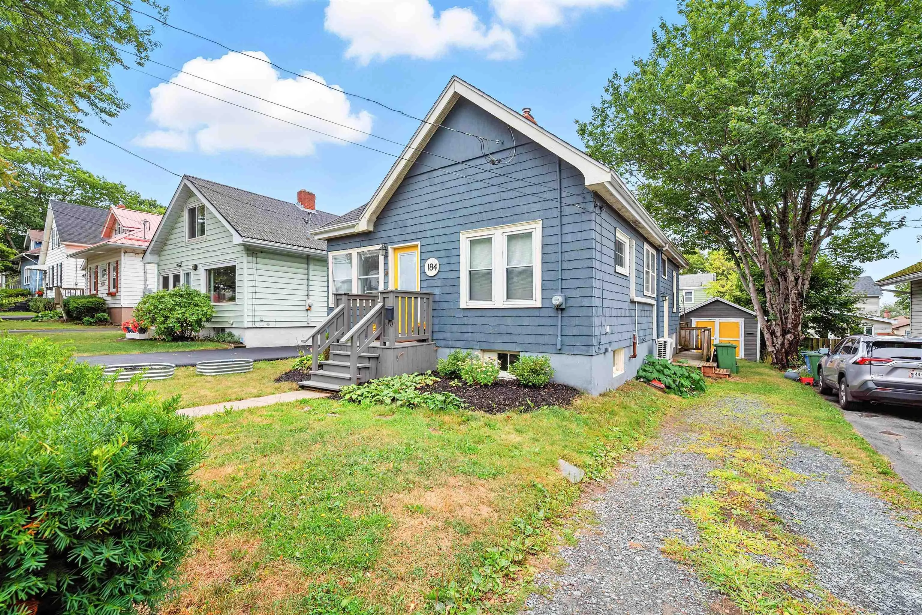 184 Pleasant Street, Dartmouth, NS B2Y 3R1, 3 Bedrooms Bedrooms, ,2 BathroomsBathrooms,Residential,For Sale,Pleasant,202522182