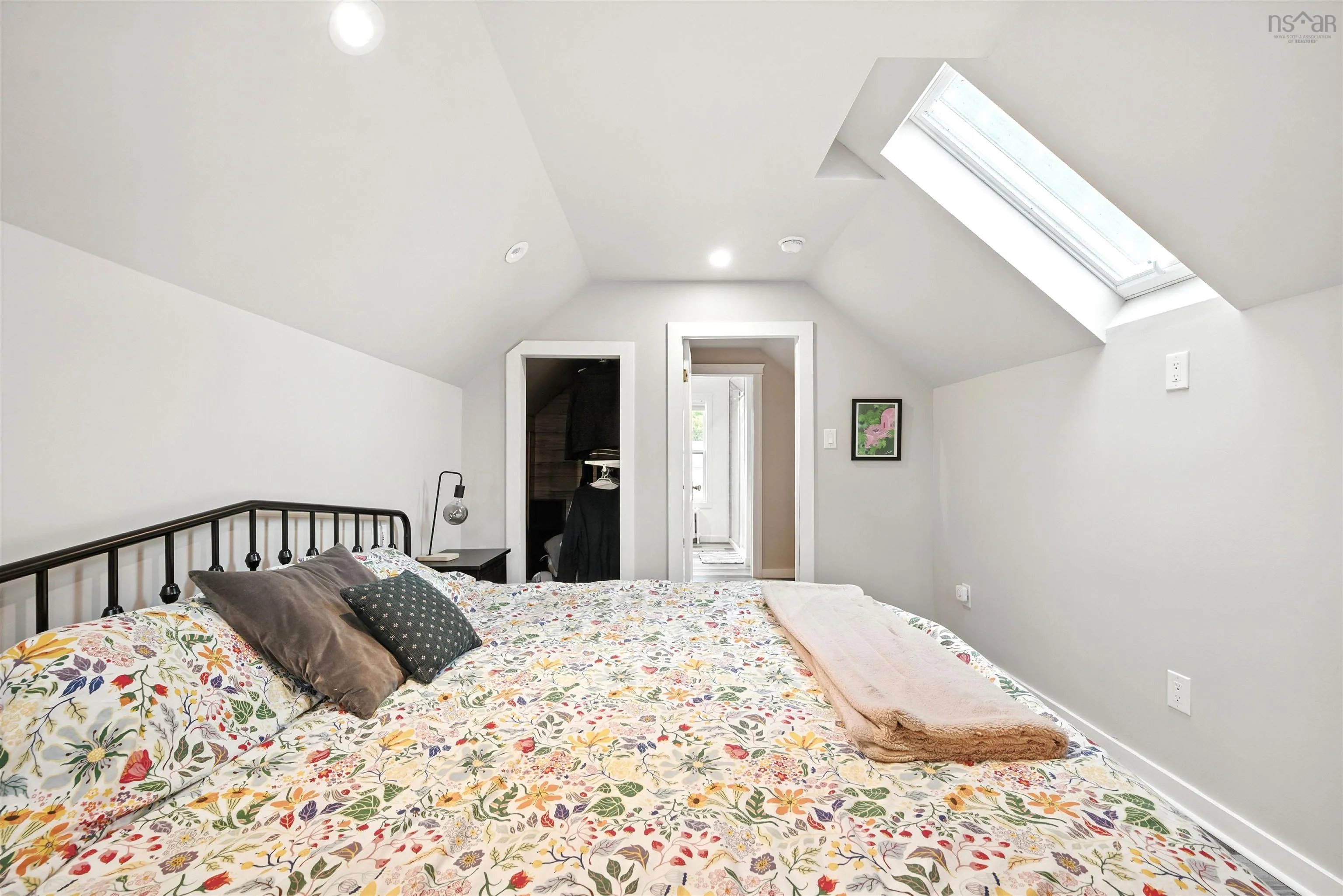 184 Pleasant Street, Dartmouth, NS B2Y 3R1, 3 Bedrooms Bedrooms, ,2 BathroomsBathrooms,Residential,For Sale,Pleasant,202522182