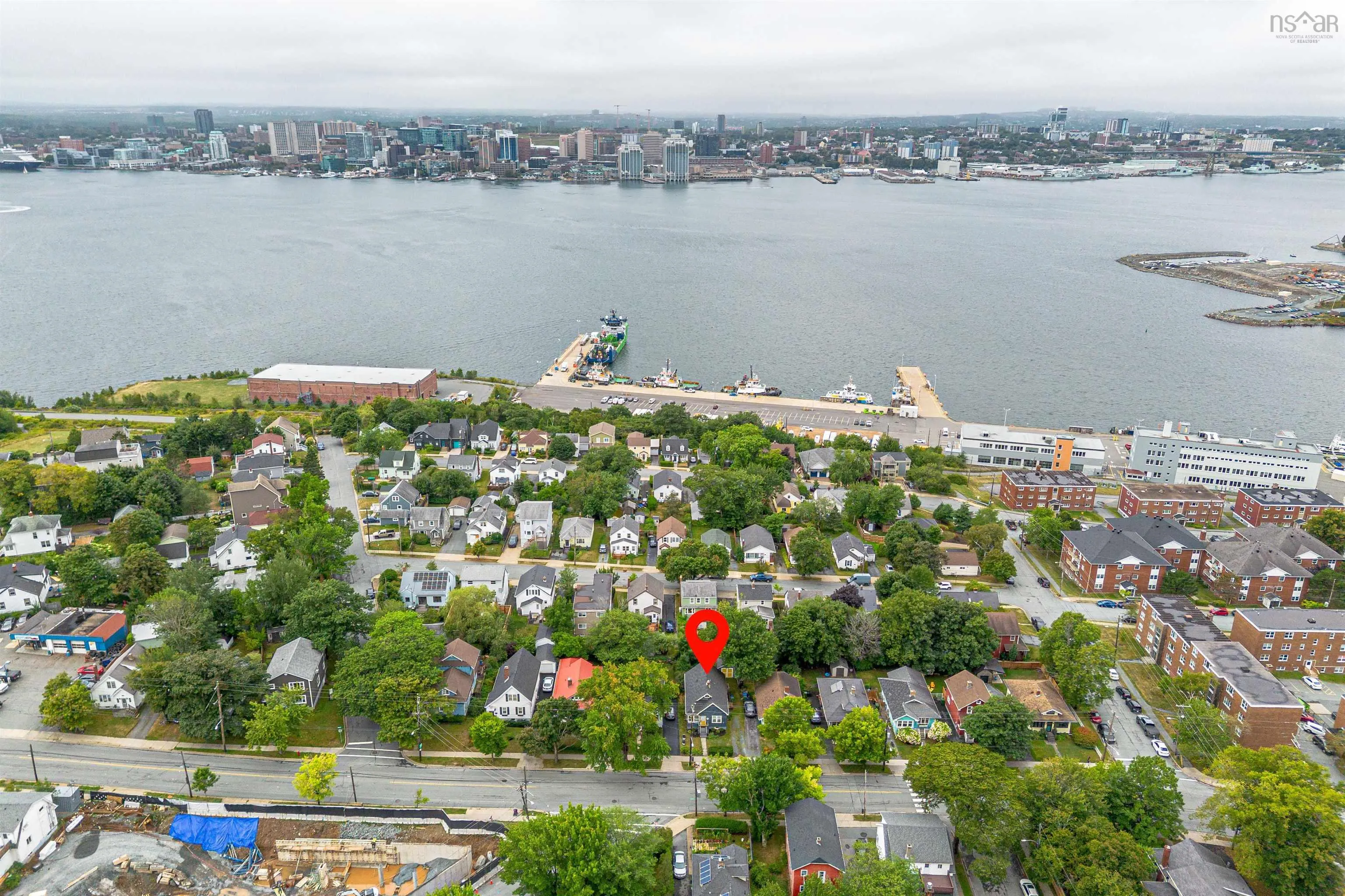 184 Pleasant Street, Dartmouth, NS B2Y 3R1, 3 Bedrooms Bedrooms, ,2 BathroomsBathrooms,Residential,For Sale,Pleasant,202522182