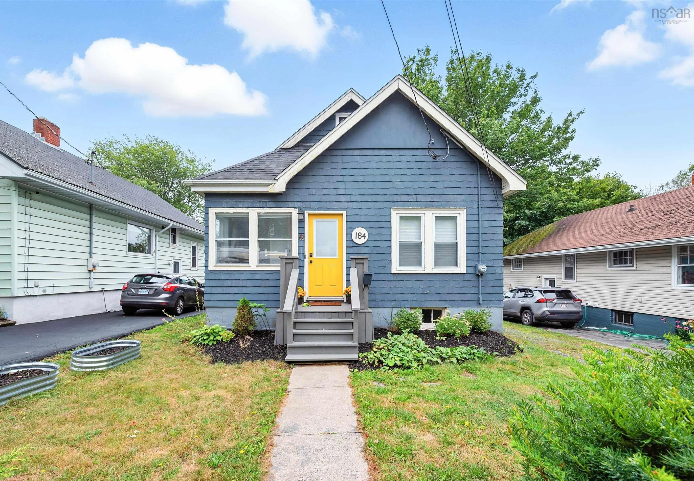 184 Pleasant Street, Dartmouth, NS B2Y 3R1, 3 Bedrooms Bedrooms, ,2 BathroomsBathrooms,Residential,For Sale,Pleasant,202522182