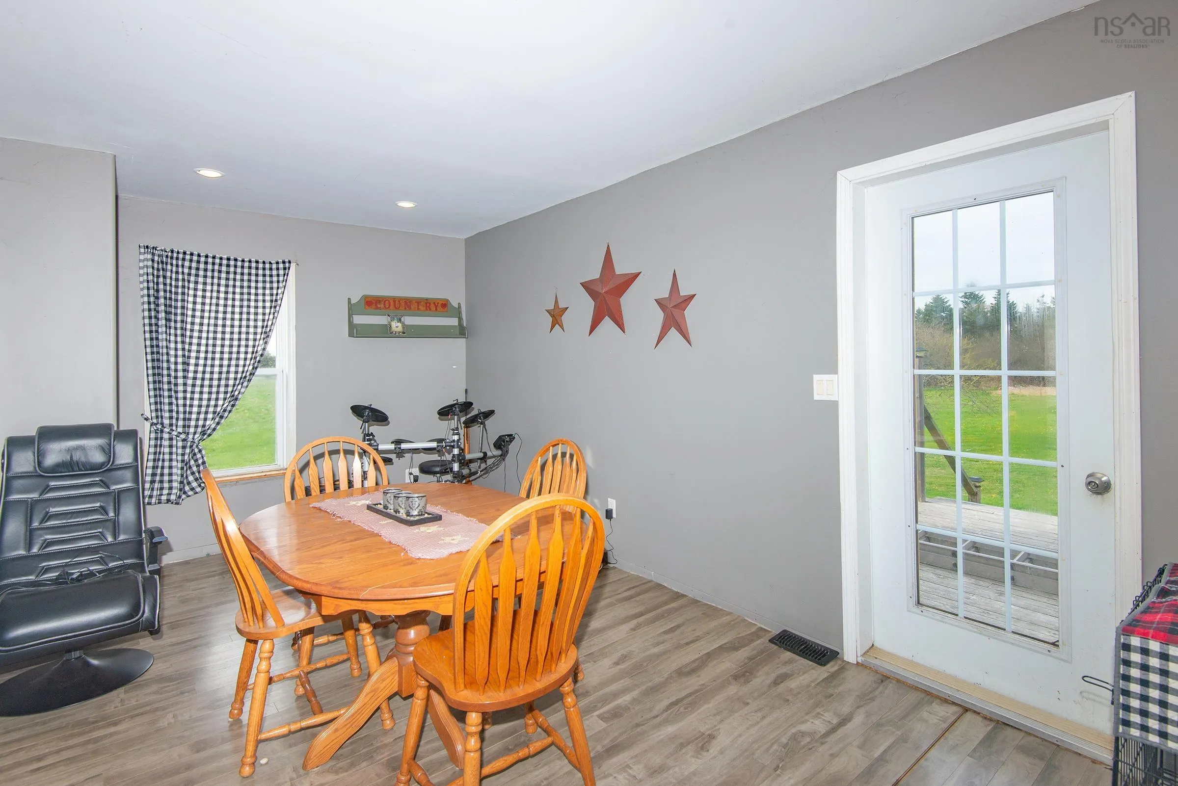 79 Marc Comeau Road, Meteghan River, NS B0W 2L0, 4 Bedrooms Bedrooms, ,2 BathroomsBathrooms,Residential,For Sale,Marc Comeau,202511510