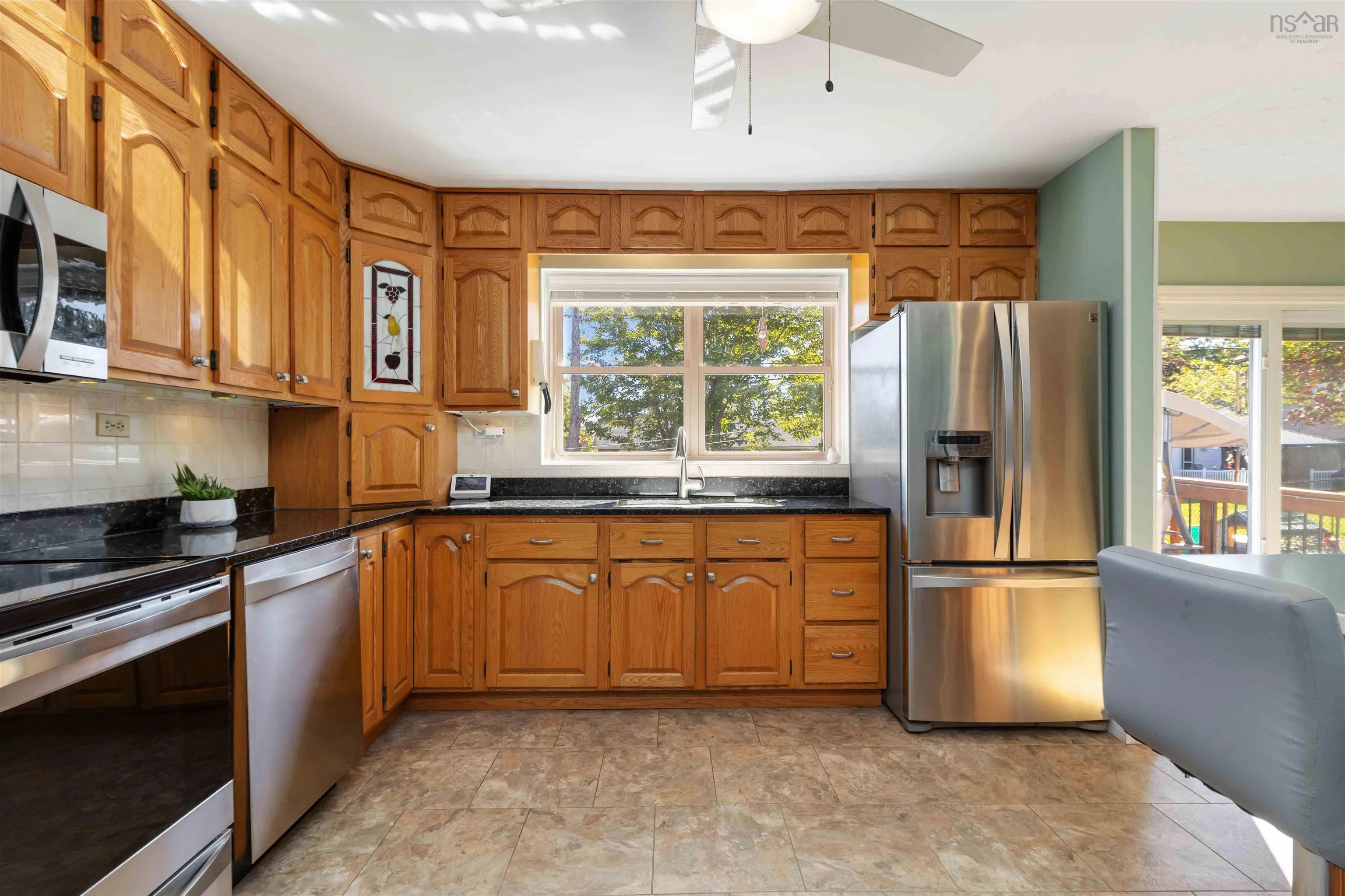 14 Agincourt Crescent, Dartmouth, NS B2V 1J1, 3 Bedrooms Bedrooms, ,2 BathroomsBathrooms,Residential,For Sale,Agincourt,202525188