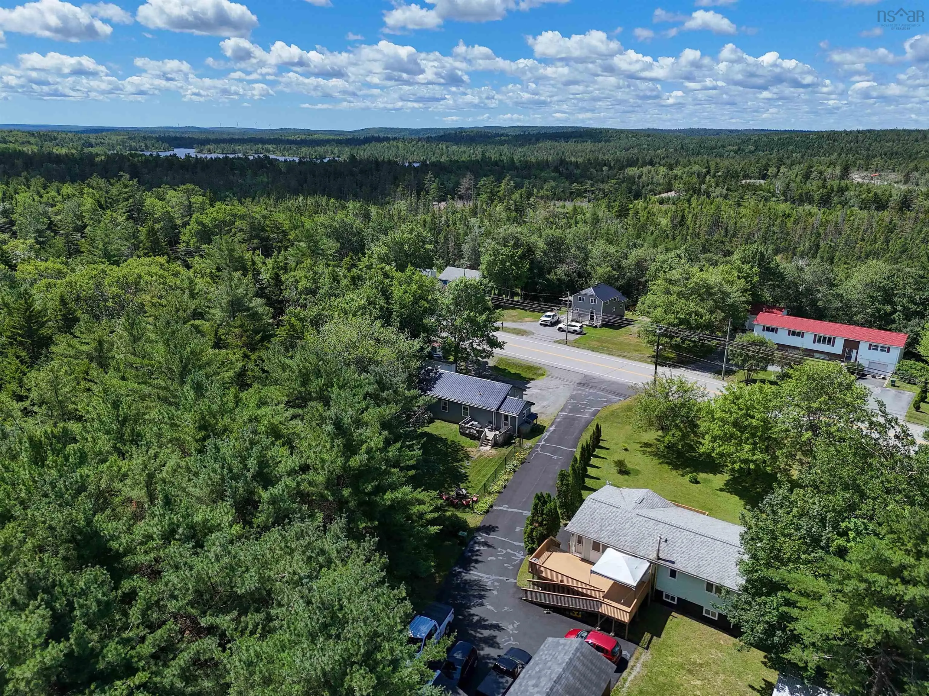 451 Highway 1, Mount Uniacke, NS B0N 1Z0, 3 Bedrooms Bedrooms, ,1 BathroomBathrooms,Residential,For Sale,Highway 1,202518746