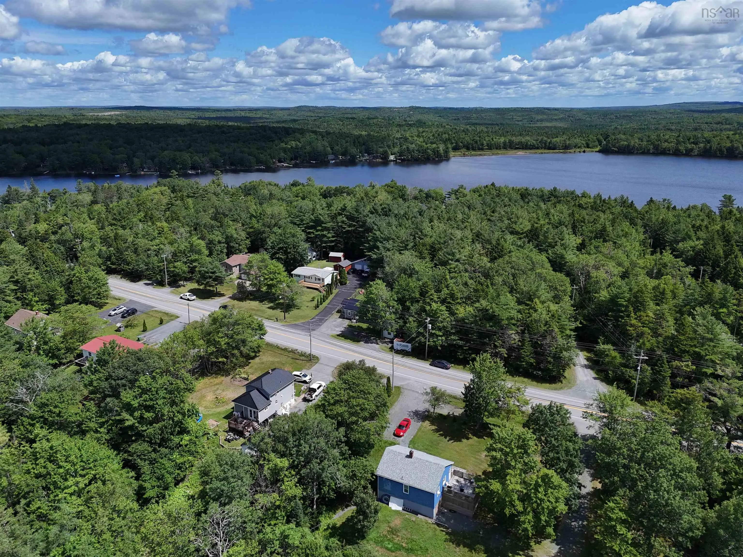 451 Highway 1, Mount Uniacke, NS B0N 1Z0, 3 Bedrooms Bedrooms, ,1 BathroomBathrooms,Residential,For Sale,Highway 1,202518746