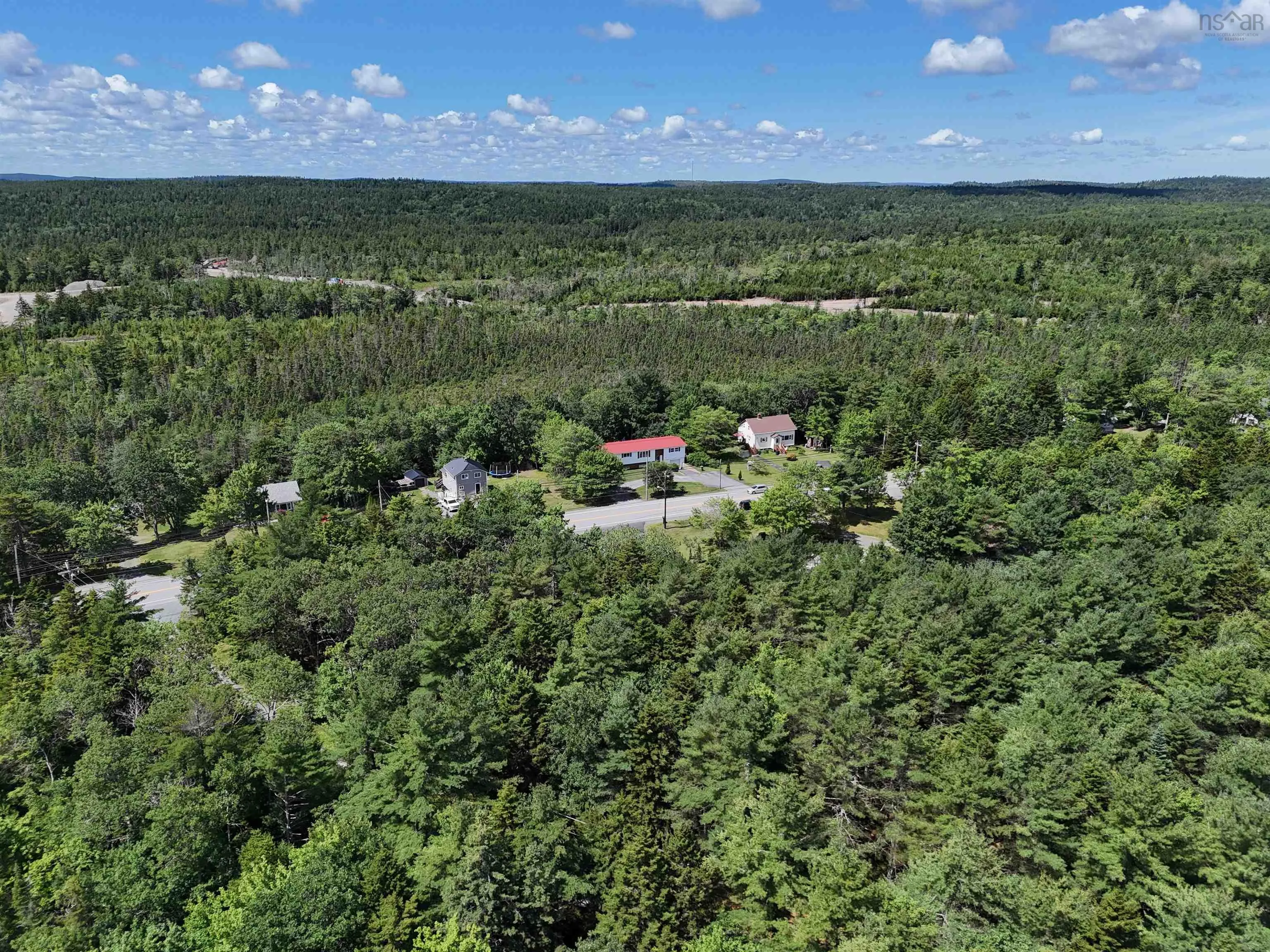 451 Highway 1, Mount Uniacke, NS B0N 1Z0, 3 Bedrooms Bedrooms, ,1 BathroomBathrooms,Residential,For Sale,Highway 1,202518746