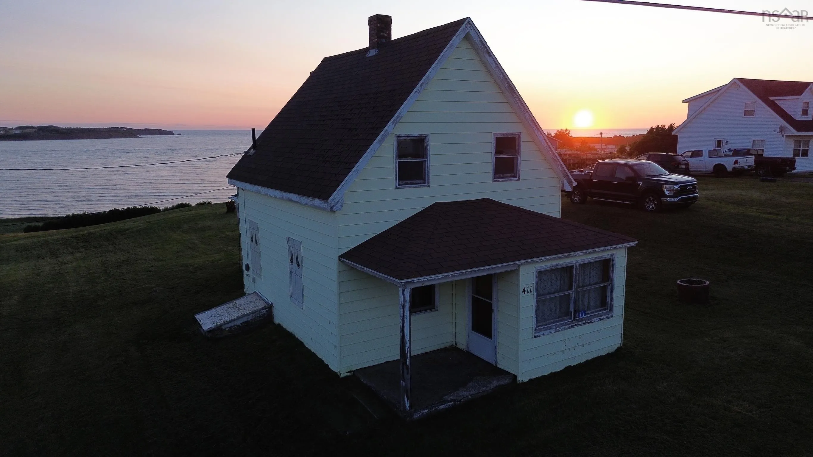 411 Main Street, Port Hood, NS B0E 2W0, 2 Bedrooms Bedrooms, ,1 BathroomBathrooms,Residential,For Sale,Main,202518713