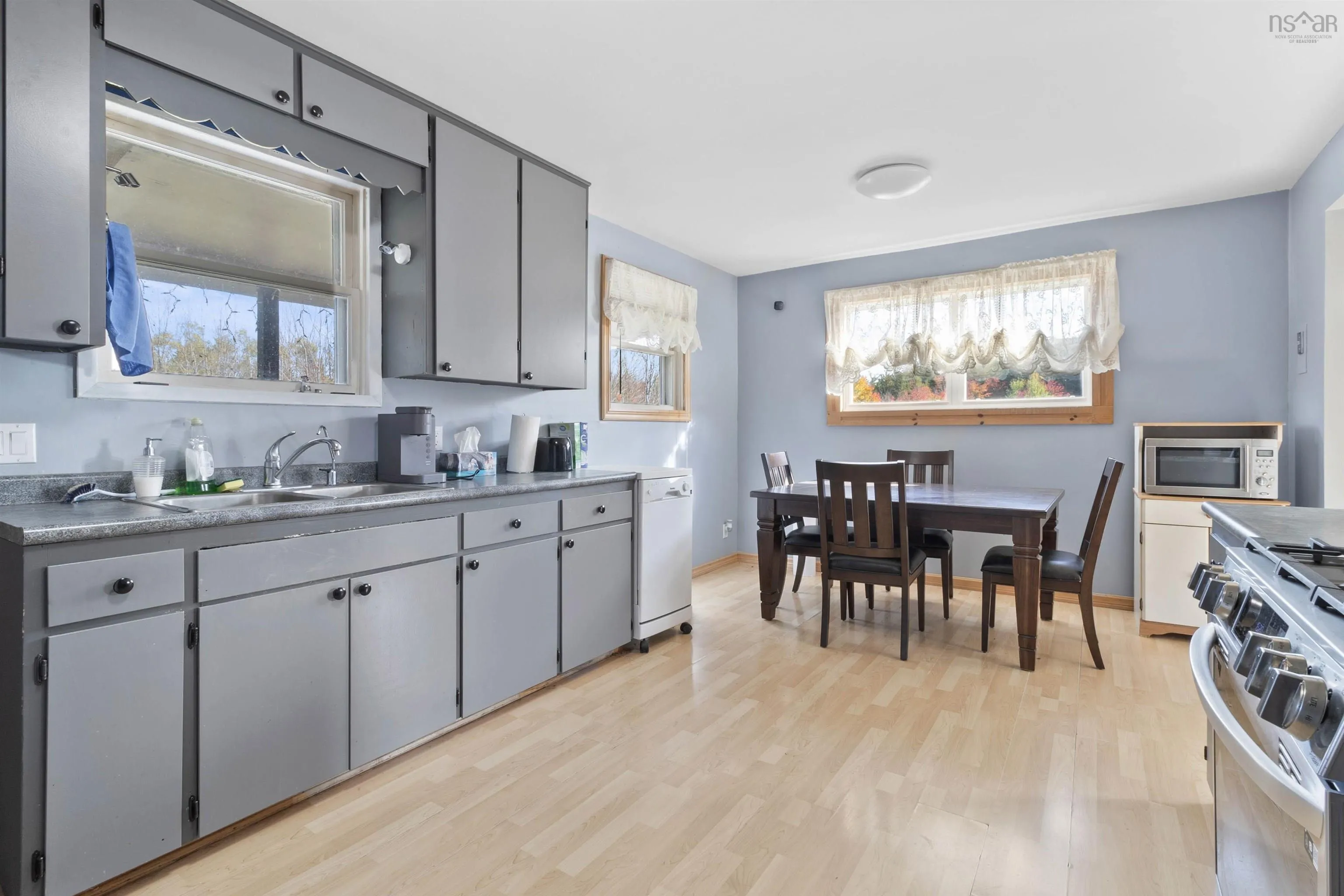 63 Frank Road, Italy Cross Ns B4v 0m6, 3 Bedrooms Bedrooms, ,2 BathroomsBathrooms,Residential,For Sale,Frank,202424780