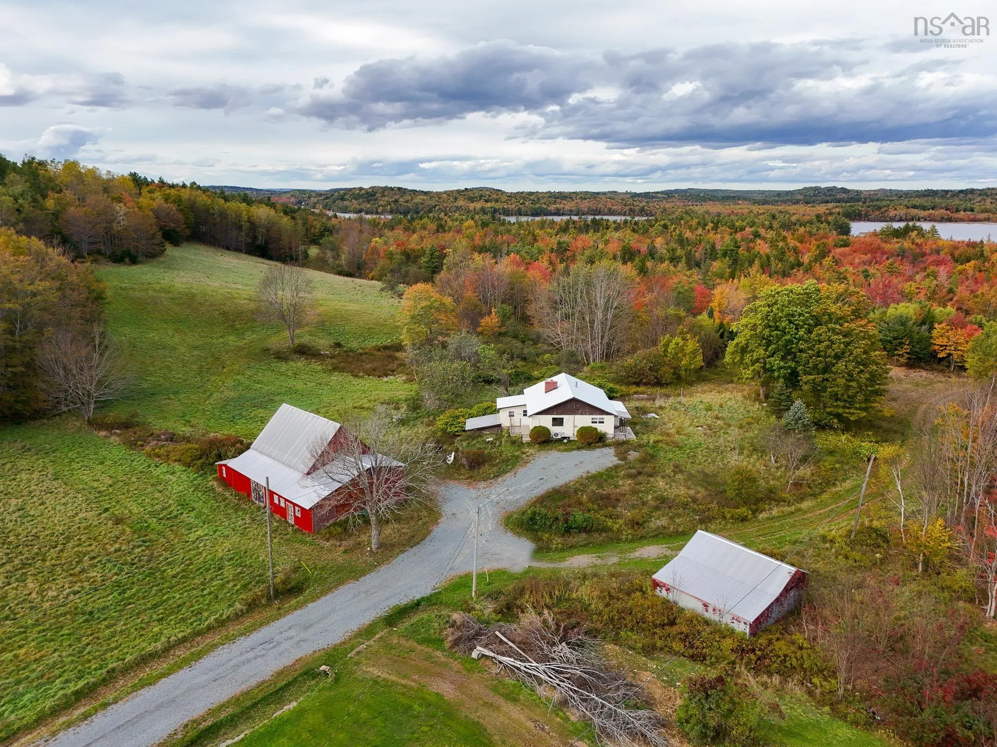 63 Frank Road, Italy Cross Ns B4v 0m6, 3 Bedrooms Bedrooms, ,2 BathroomsBathrooms,Residential,For Sale,Frank,202424780