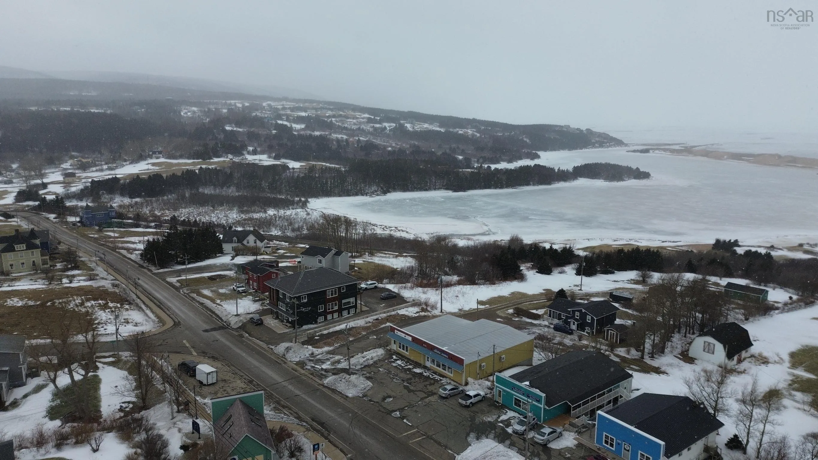 15770 Central Avenue, Inverness Ns B0e 1n0, 10 Bedrooms Bedrooms, ,Residential Income,For Sale,Central,202503962