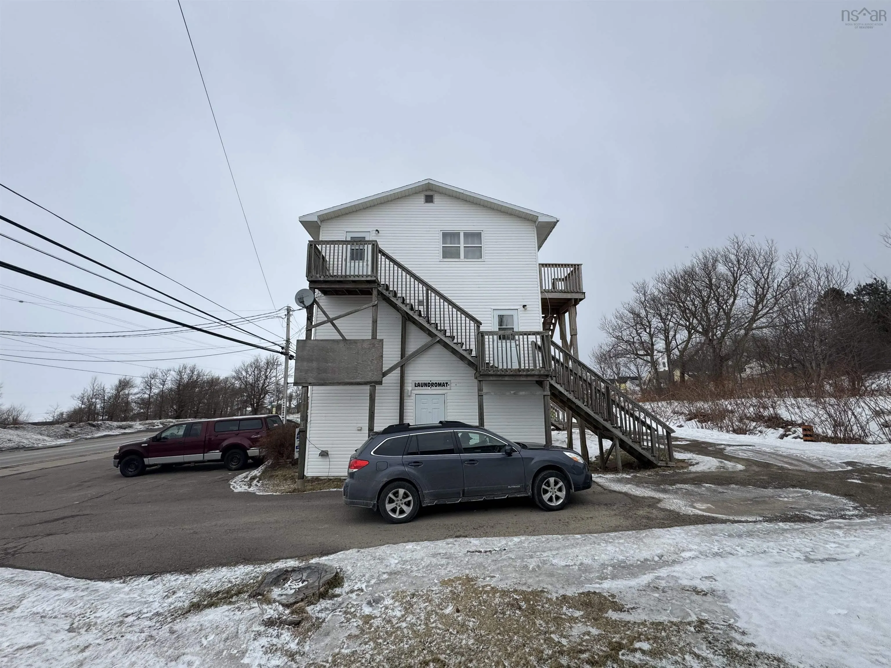 15770 Central Avenue, Inverness Ns B0e 1n0, 10 Bedrooms Bedrooms, ,Residential Income,For Sale,Central,202503962