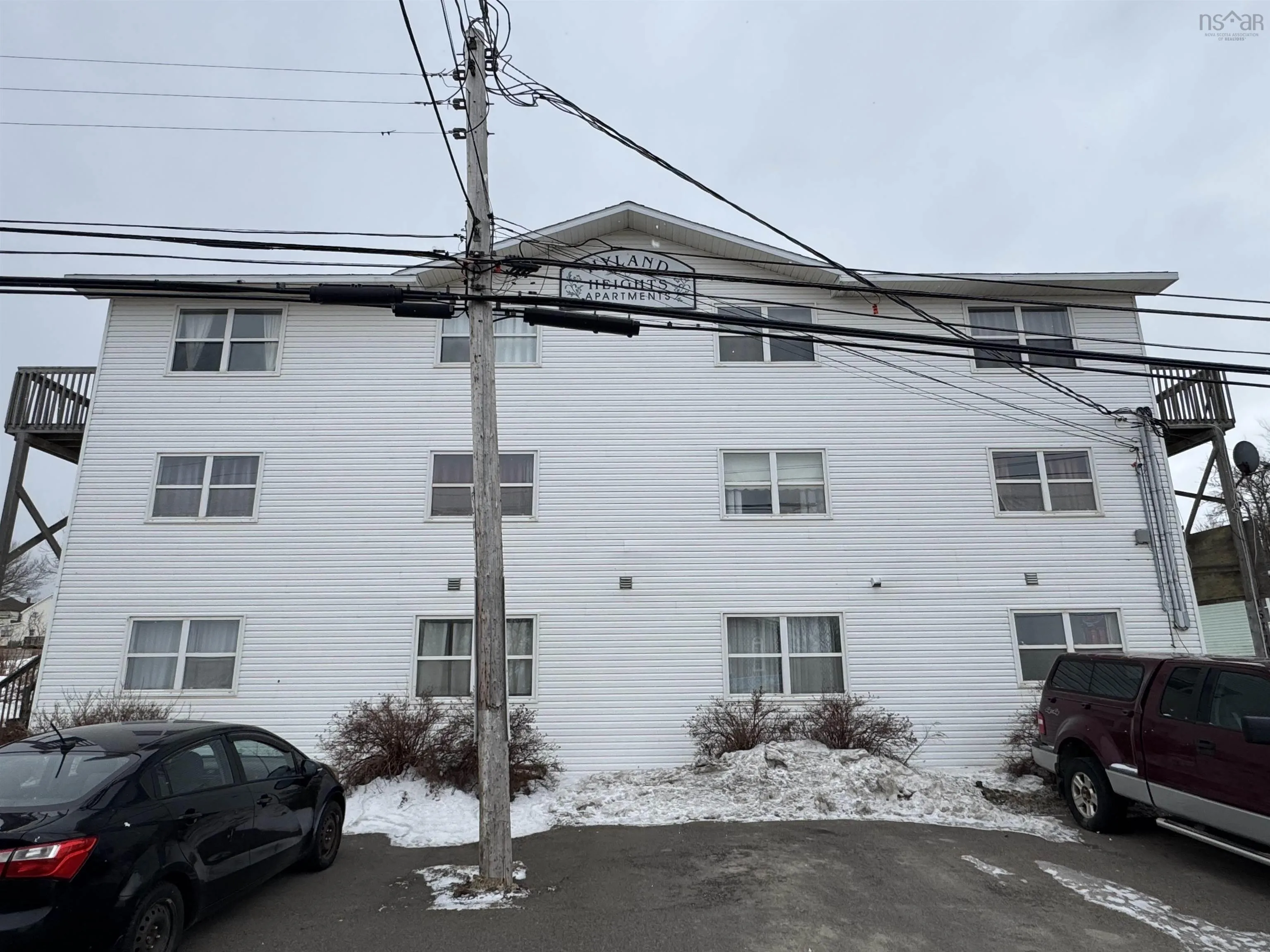 15770 Central Avenue, Inverness Ns B0e 1n0, 10 Bedrooms Bedrooms, ,Residential Income,For Sale,Central,202503962