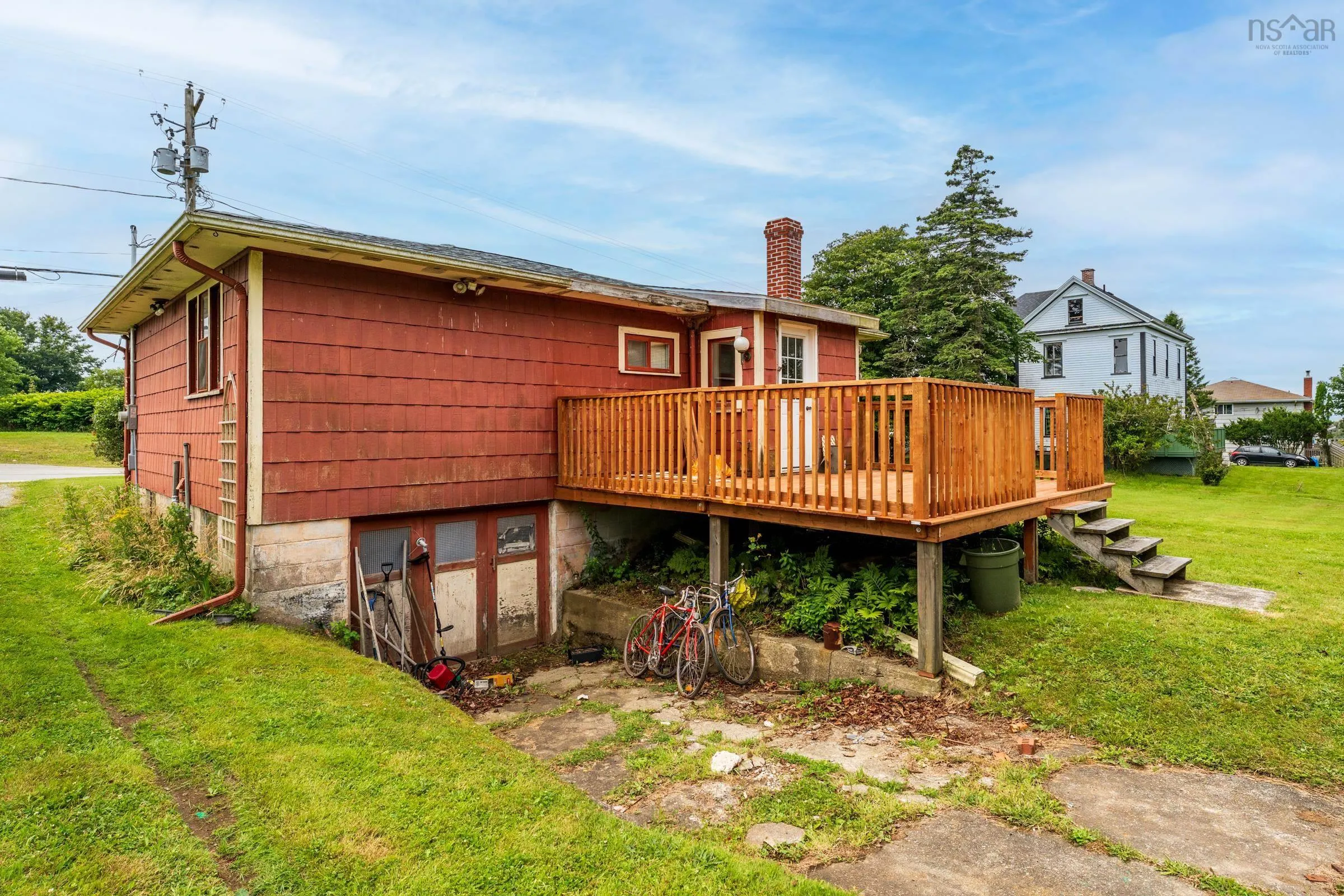 18 Shaw Avenue, Yarmouth, NS B5A 2T9, 4 Bedrooms Bedrooms, ,2 BathroomsBathrooms,Residential,For Sale,Shaw,202518398