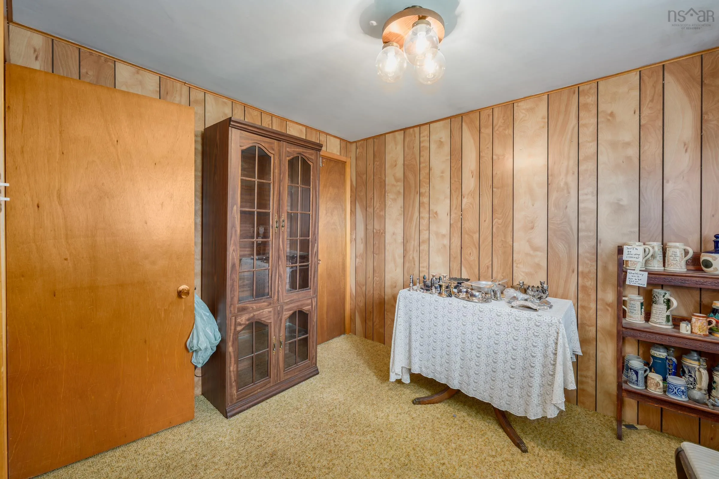 18 Shaw Avenue, Yarmouth, NS B5A 2T9, 4 Bedrooms Bedrooms, ,2 BathroomsBathrooms,Residential,For Sale,Shaw,202518398