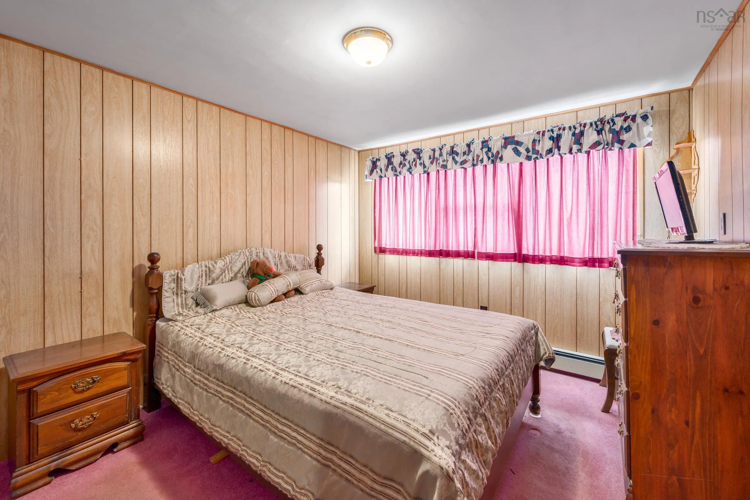 18 Shaw Avenue, Yarmouth, NS B5A 2T9, 4 Bedrooms Bedrooms, ,2 BathroomsBathrooms,Residential,For Sale,Shaw,202518398