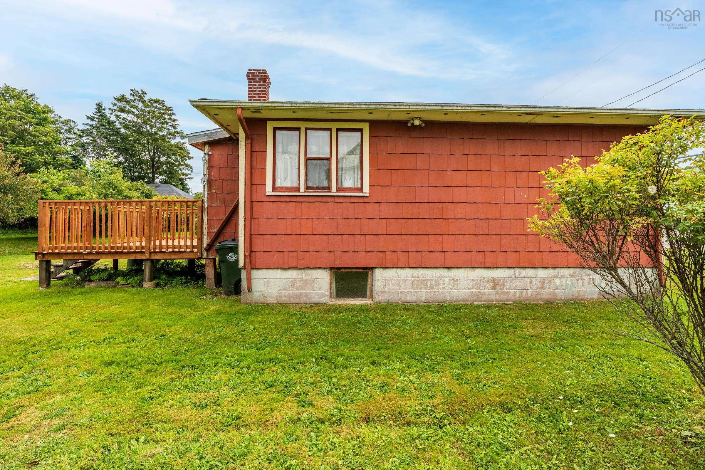 18 Shaw Avenue, Yarmouth, NS B5A 2T9, 4 Bedrooms Bedrooms, ,2 BathroomsBathrooms,Residential,For Sale,Shaw,202518398