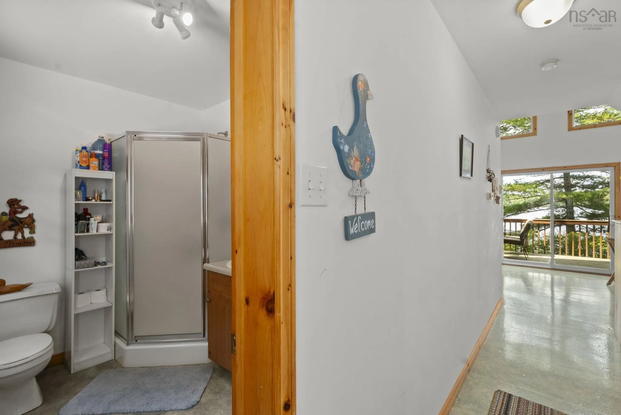 400 Lakefront Drive, Chelsea, NS B4V 7M9, 2 Bedrooms Bedrooms, ,1 BathroomBathrooms,Residential,For Sale,Lakefront,202519567