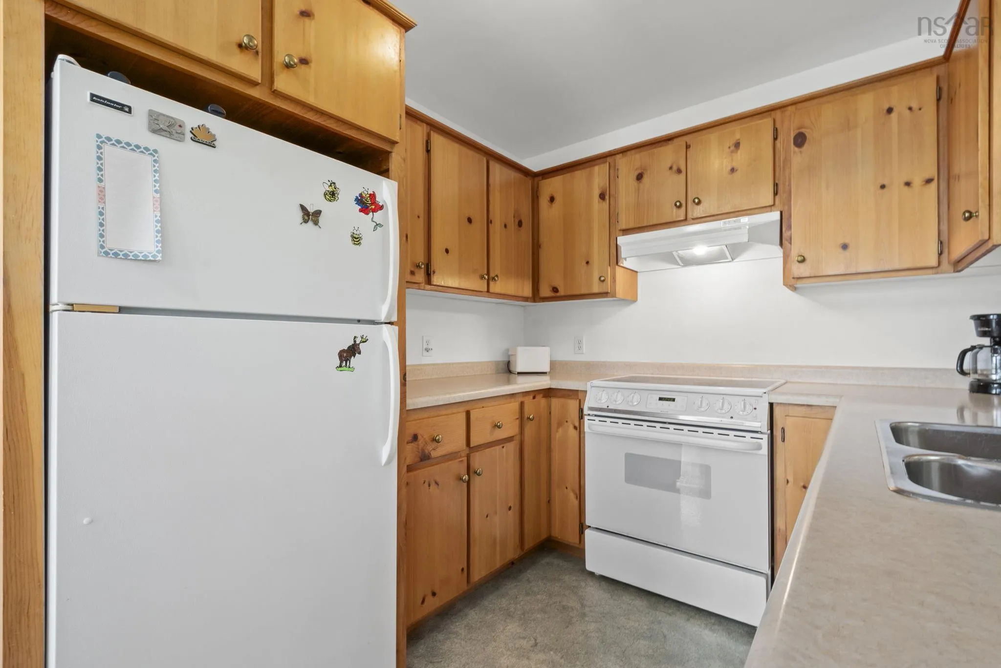 400 Lakefront Drive, Chelsea, NS B4V 7M9, 2 Bedrooms Bedrooms, ,1 BathroomBathrooms,Residential,For Sale,Lakefront,202519567