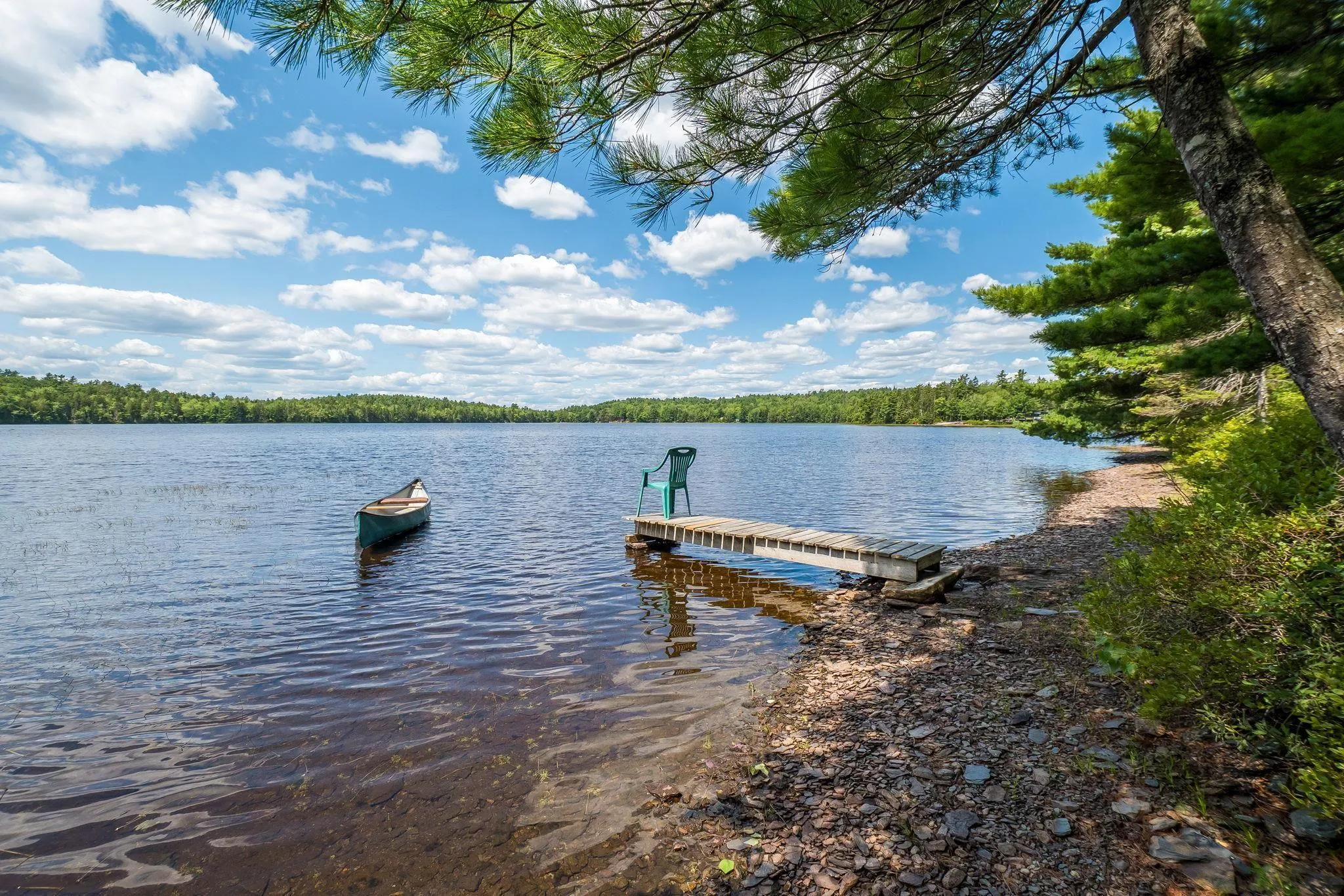400 Lakefront Drive, Chelsea, NS B4V 7M9, 2 Bedrooms Bedrooms, ,1 BathroomBathrooms,Residential,For Sale,Lakefront,202519567