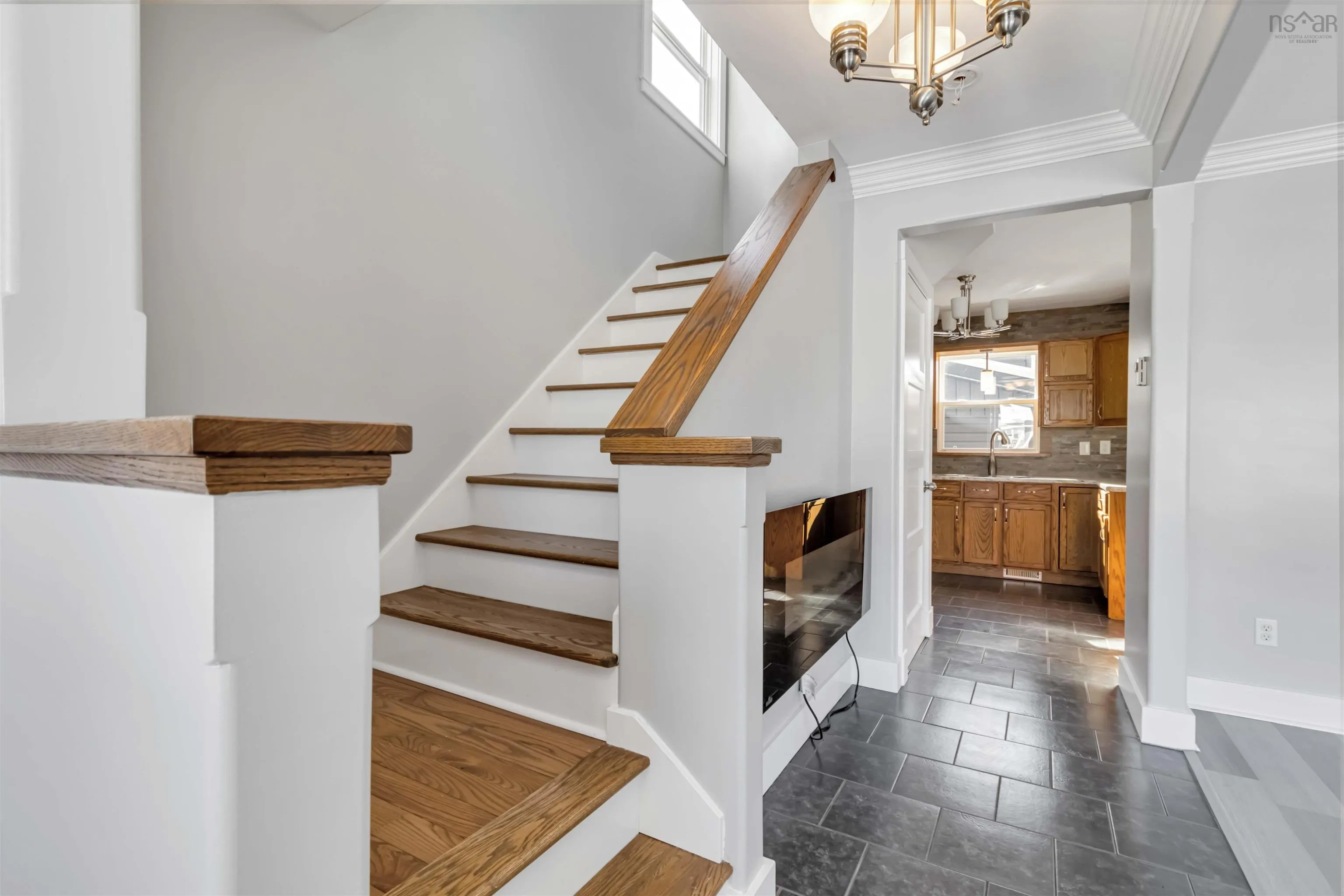 11 Hilton Drive, Woodlawn Ns B2w 1l6, 4 Bedrooms Bedrooms, ,2 BathroomsBathrooms,Residential,For Sale,Hilton,202503835