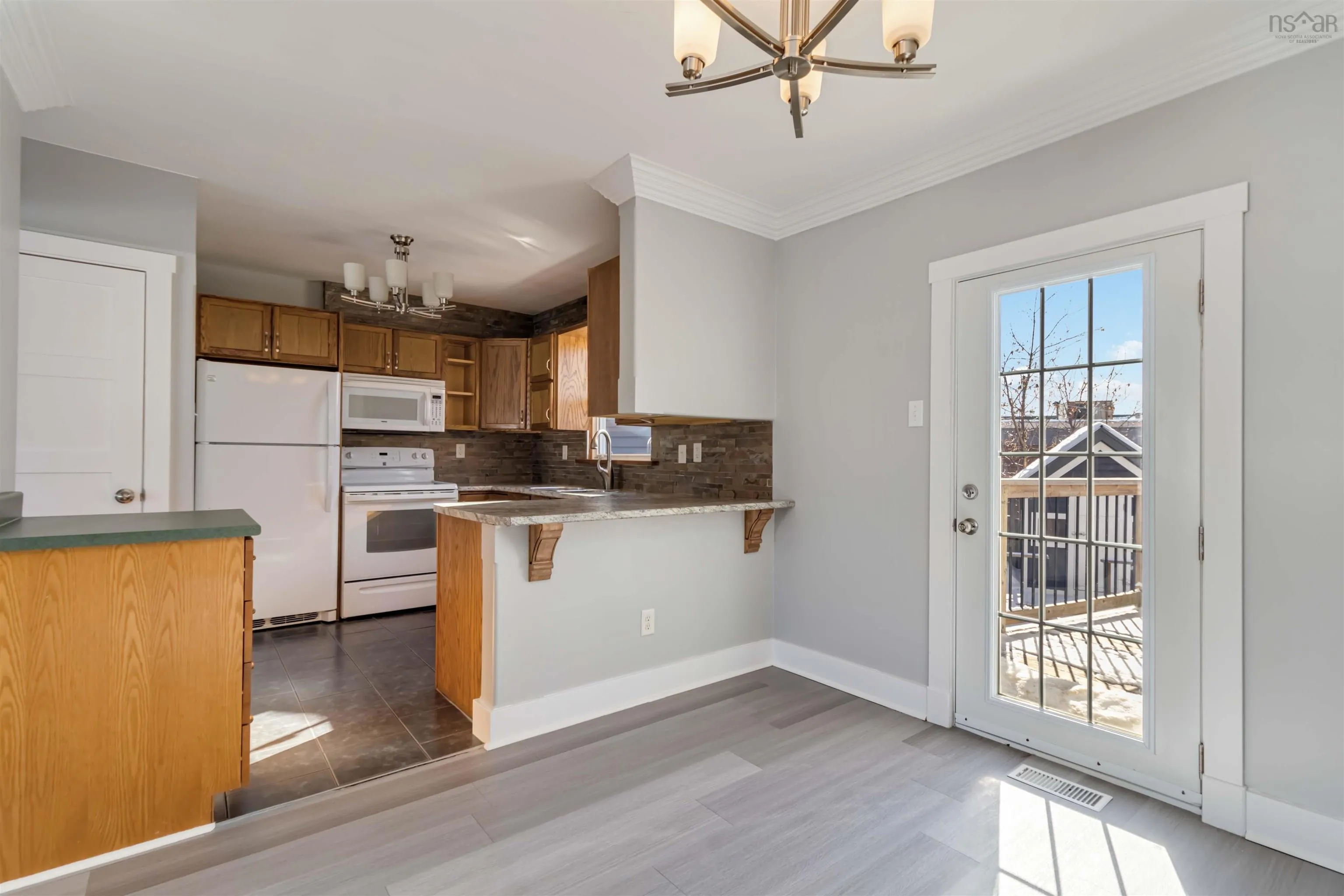 11 Hilton Drive, Woodlawn Ns B2w 1l6, 4 Bedrooms Bedrooms, ,2 BathroomsBathrooms,Residential,For Sale,Hilton,202503835