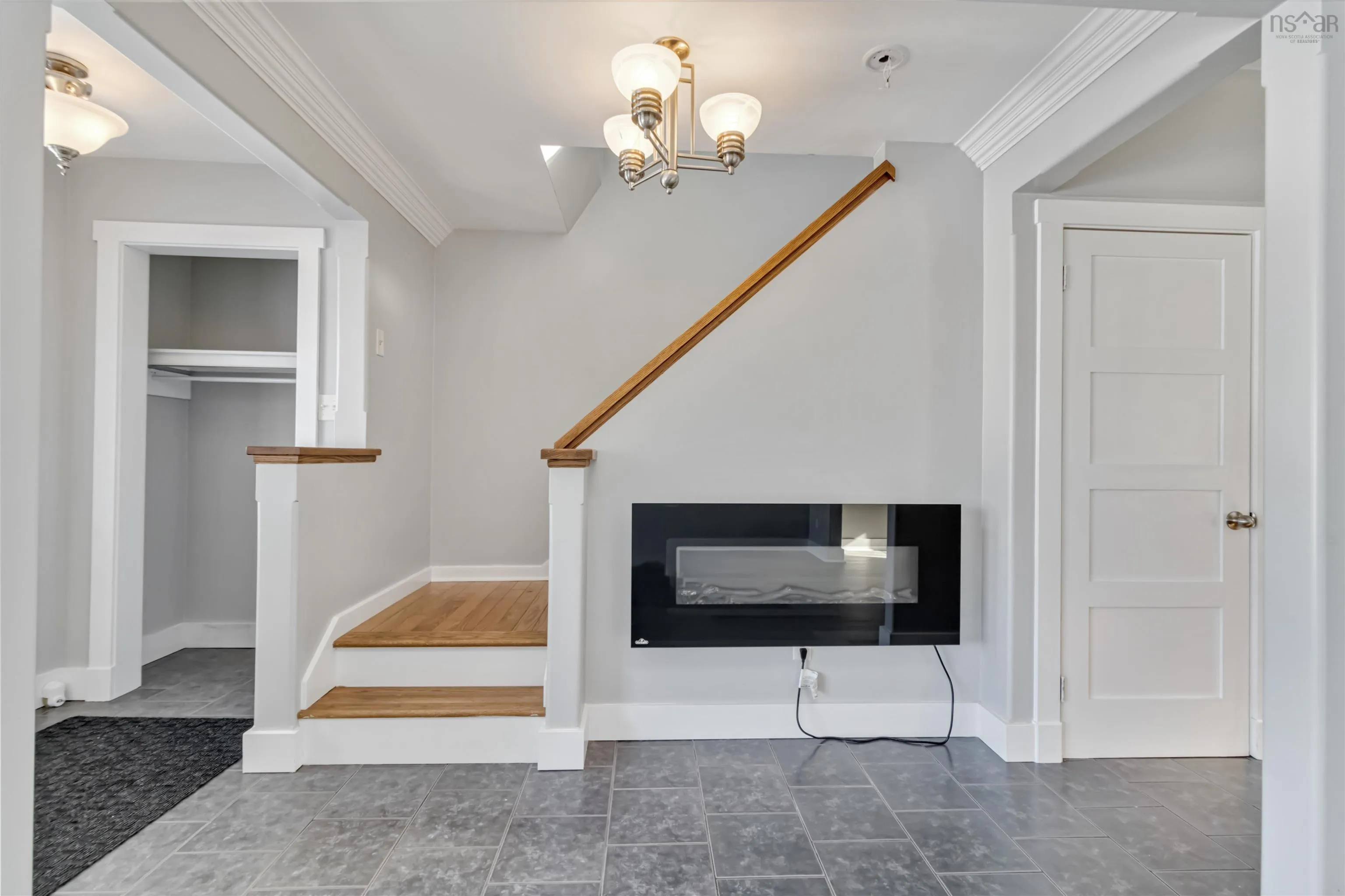 11 Hilton Drive, Woodlawn Ns B2w 1l6, 4 Bedrooms Bedrooms, ,2 BathroomsBathrooms,Residential,For Sale,Hilton,202503835