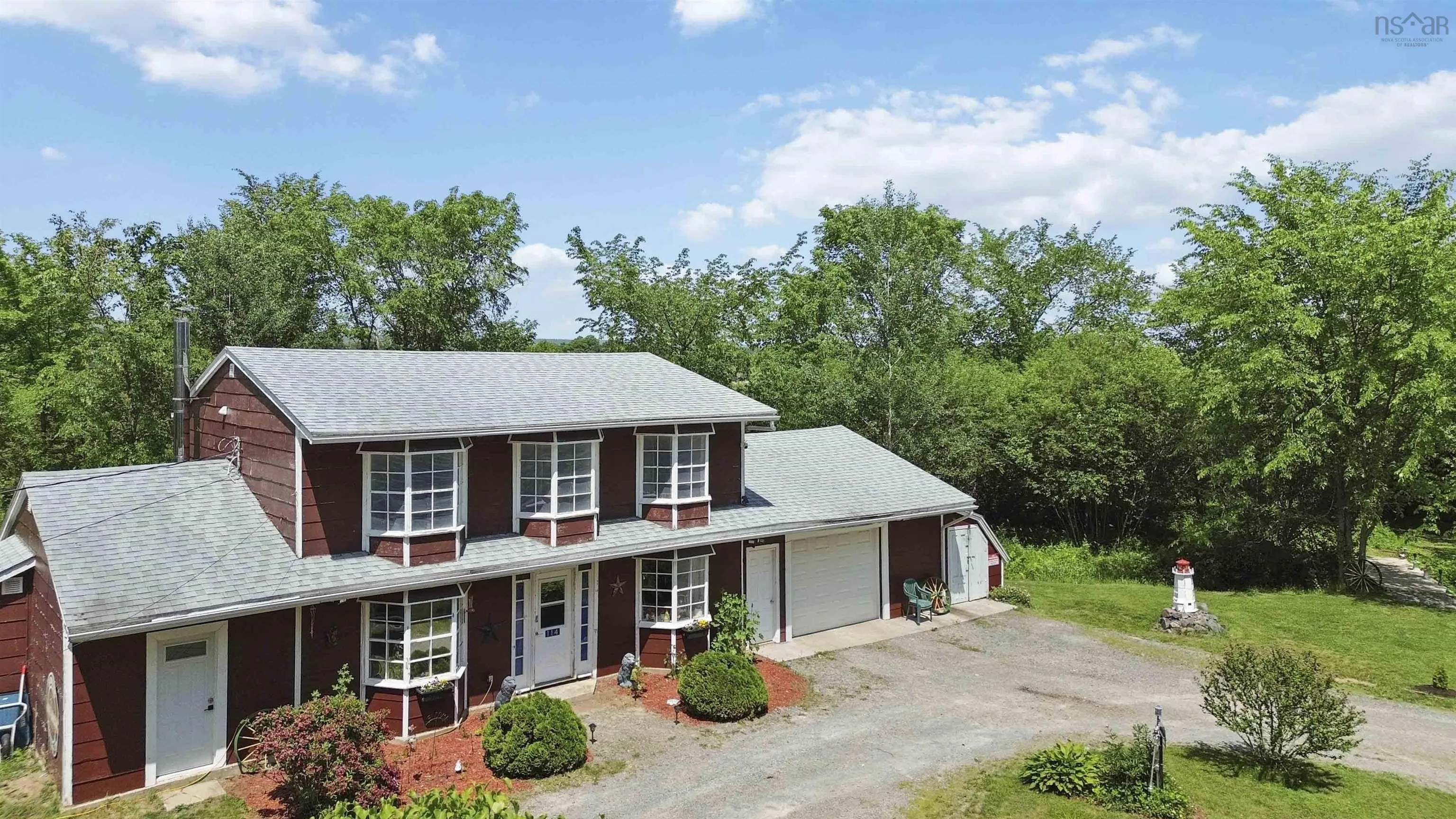 114 Bog Road, Berwick, NS B0P 1E0, 3 Bedrooms Bedrooms, ,2 BathroomsBathrooms,Residential,For Sale,Bog,202515285