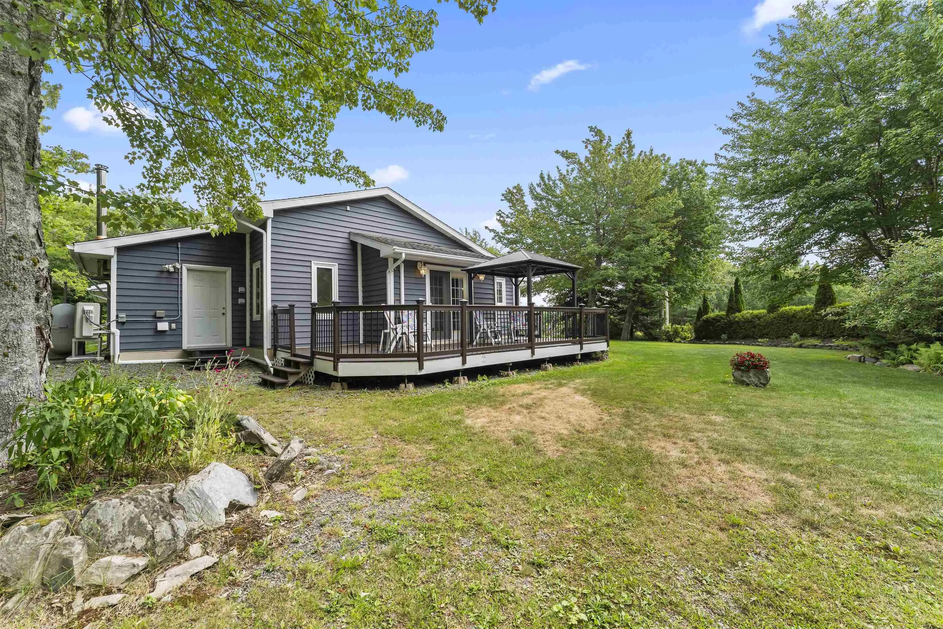 26 Lochaber Court, Lake Loon, NS B2W 6K6, 4 Bedrooms Bedrooms, ,3 BathroomsBathrooms,Residential,For Sale,Lochaber,202519577