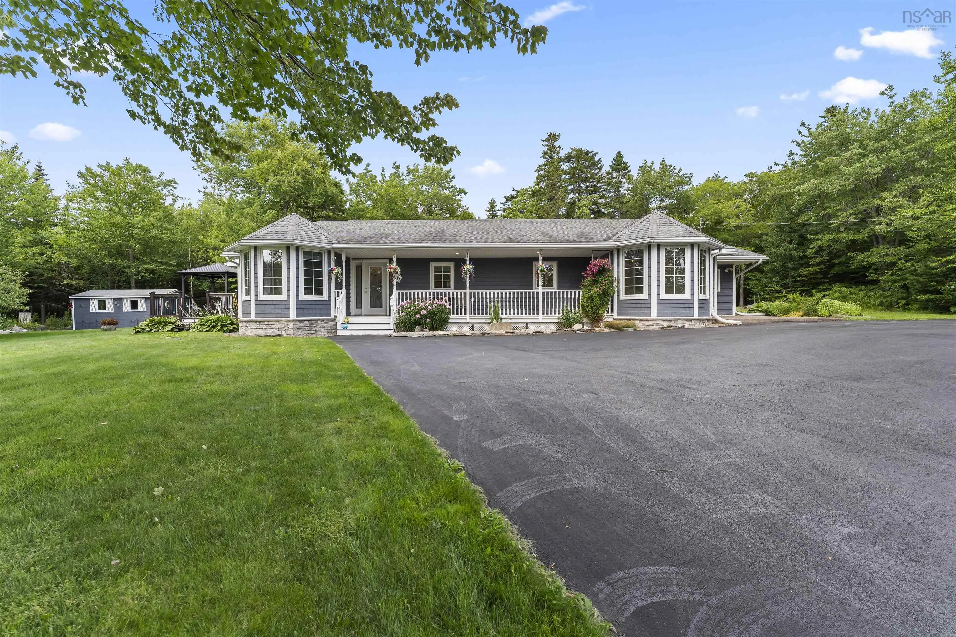 26 Lochaber Court, Lake Loon, NS B2W 6K6, 4 Bedrooms Bedrooms, ,3 BathroomsBathrooms,Residential,For Sale,Lochaber,202519577
