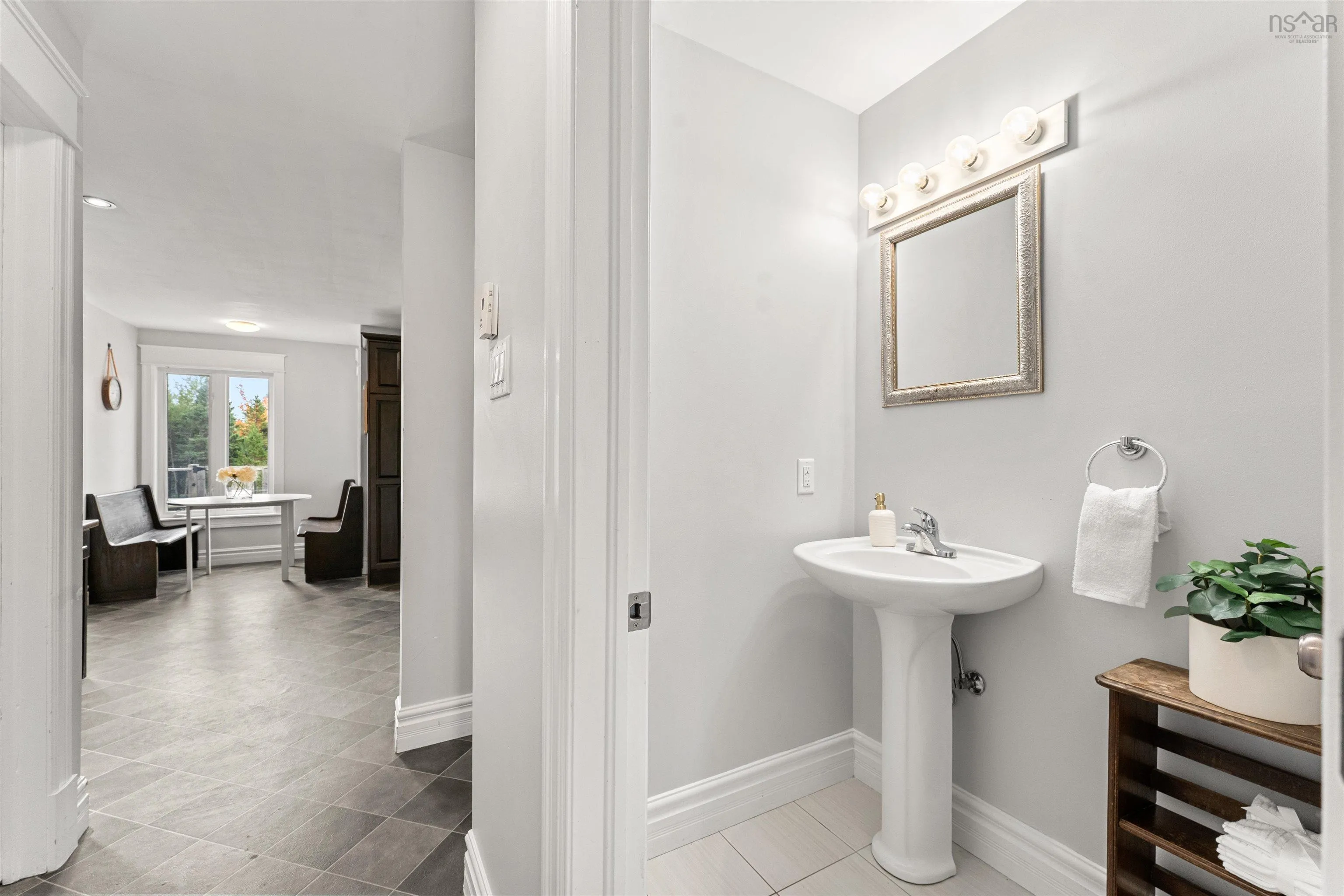 9 Bens Court, Brookside, NS B3T 1R3, 6 Bedrooms Bedrooms, ,6 BathroomsBathrooms,Residential,For Sale,Bens,202525600