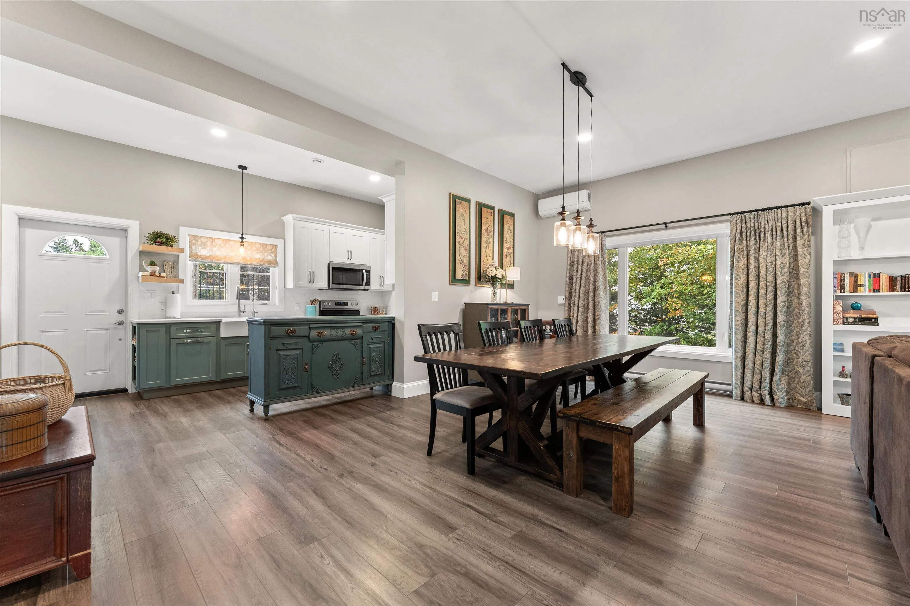 9 Bens Court, Brookside, NS B3T 1R3, 6 Bedrooms Bedrooms, ,6 BathroomsBathrooms,Residential,For Sale,Bens,202525600