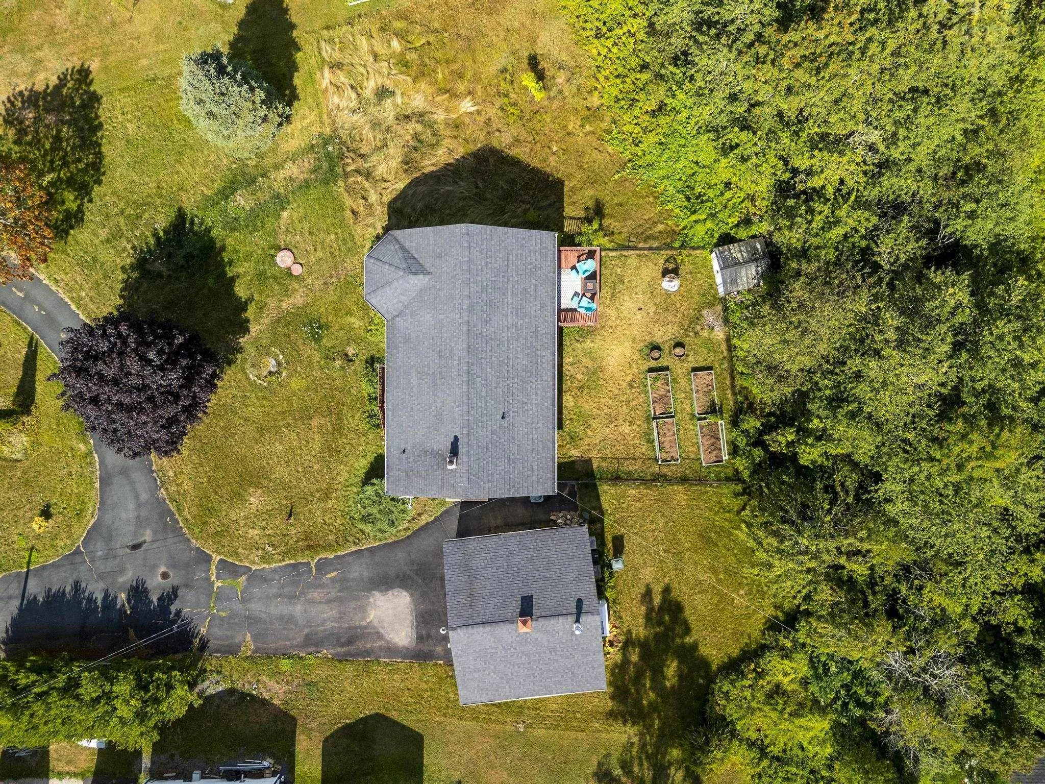 30 Dauphinees Loop, Glen Haven, NS B3Z 2W7, 3 Bedrooms Bedrooms, ,2 BathroomsBathrooms,Residential,For Sale,Dauphinees,202521132